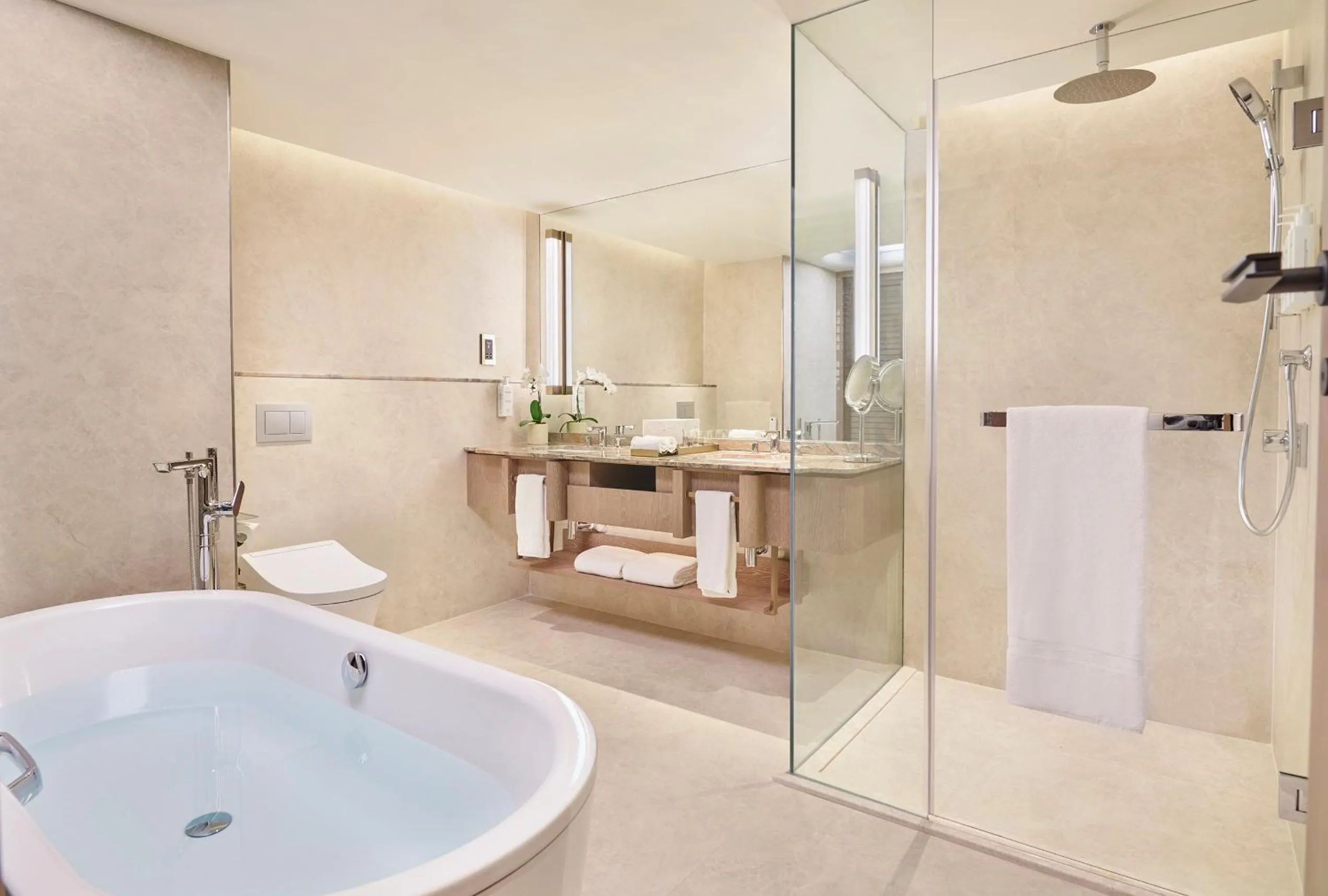 Bathroom in Mandarin Oriental, Singapore