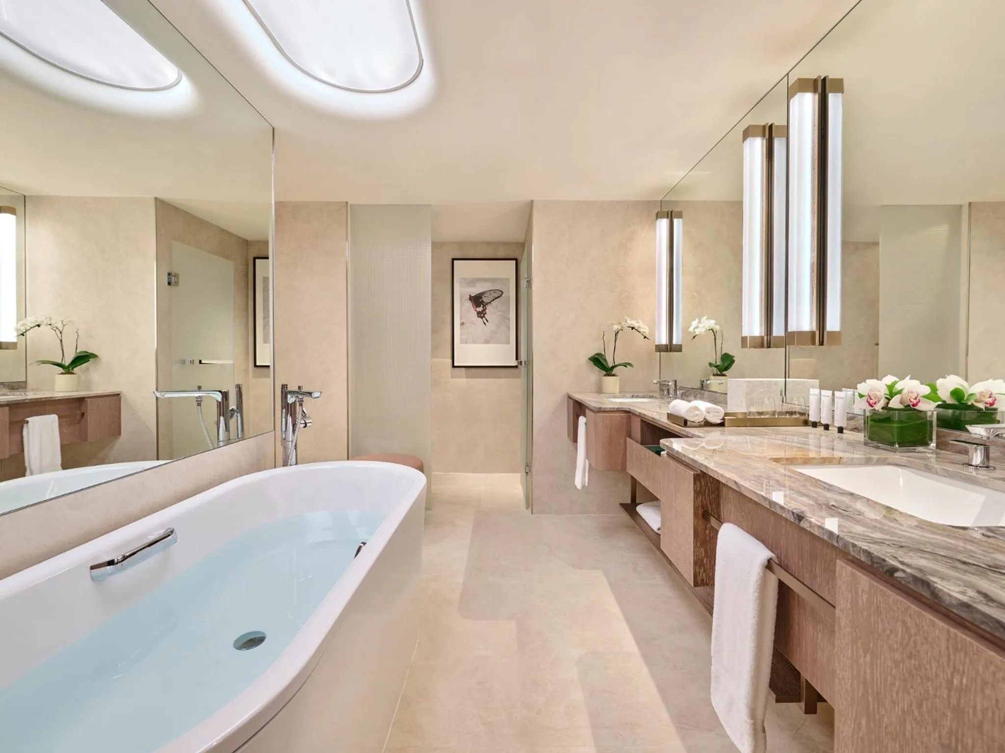 Bathroom in Mandarin Oriental, Singapore
