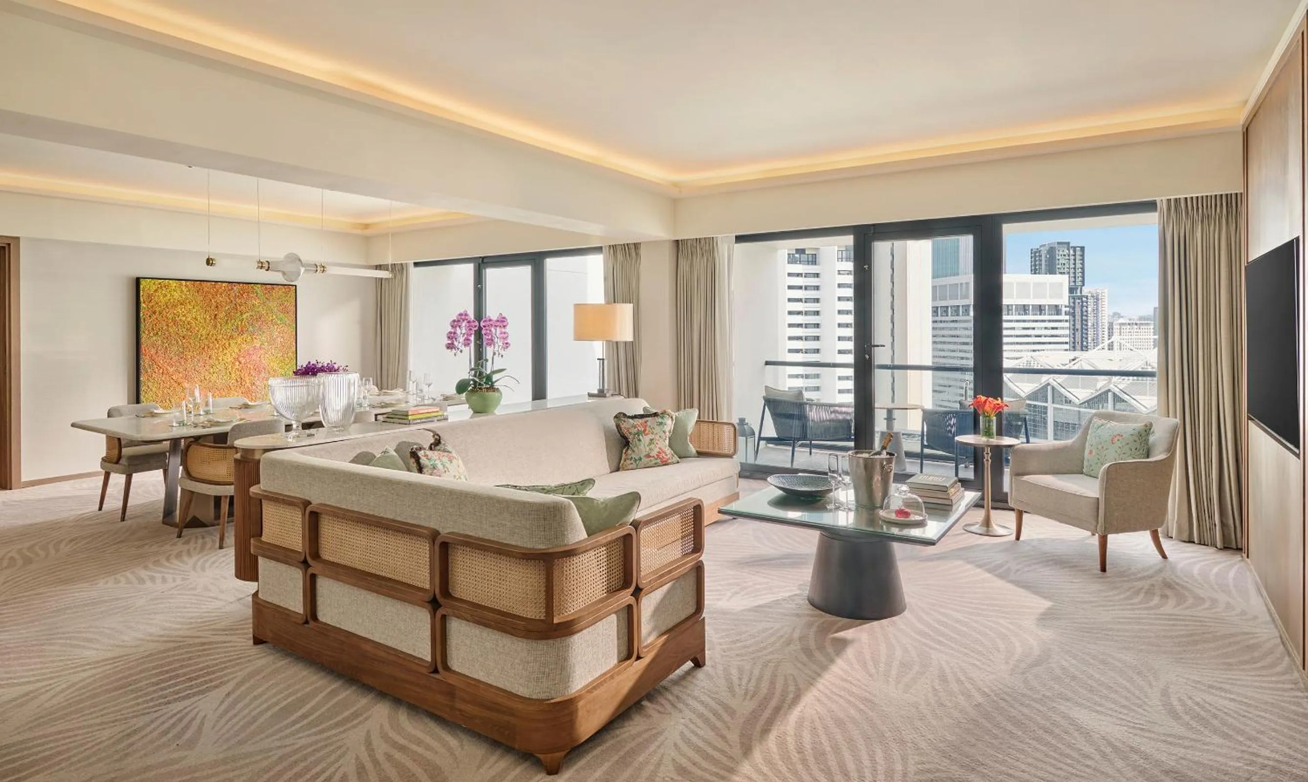 Bedroom in Mandarin Oriental, Singapore
