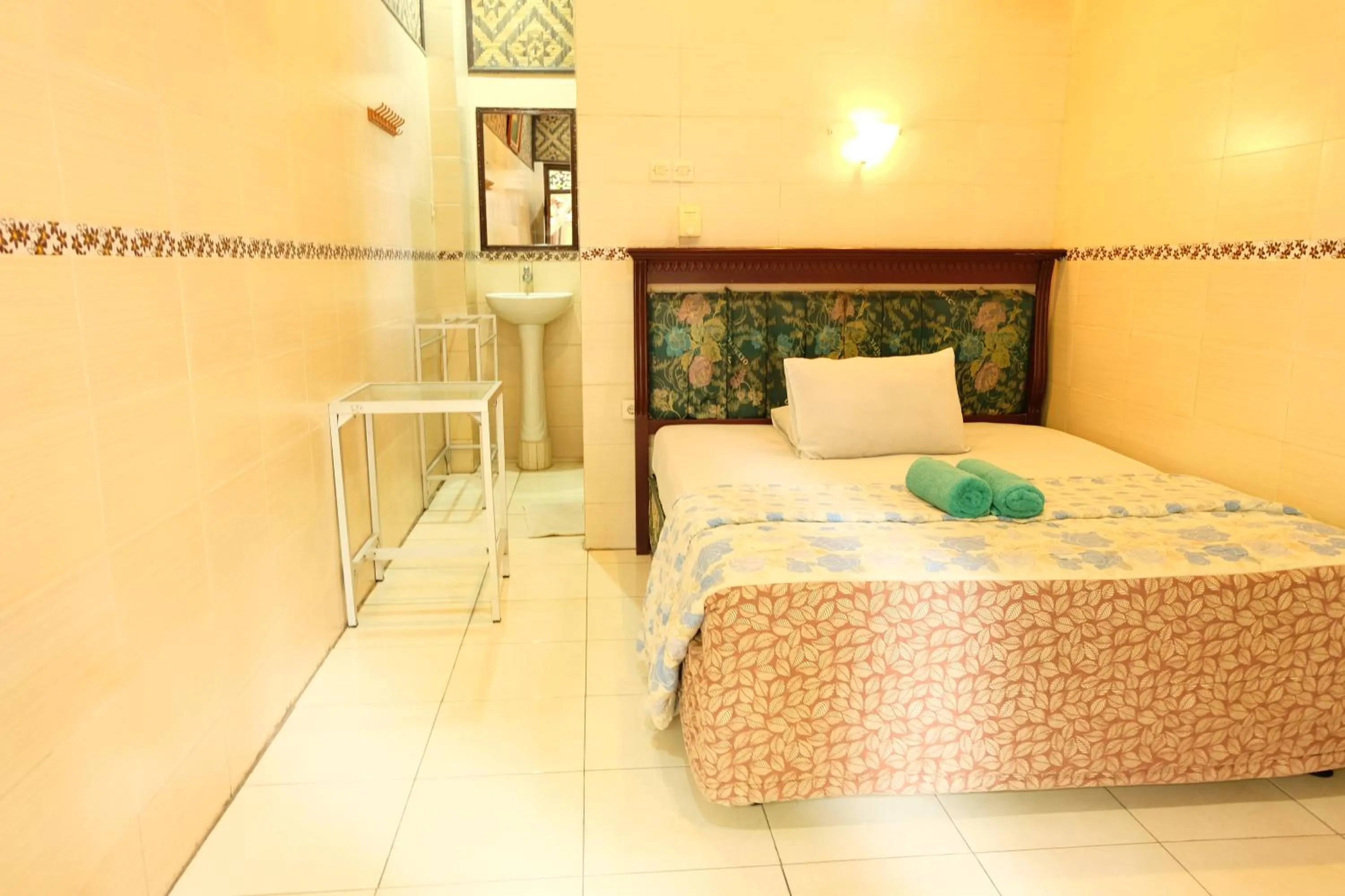 Standard Double Room with Fan in Kerti Beach Bungalow and Restaurant