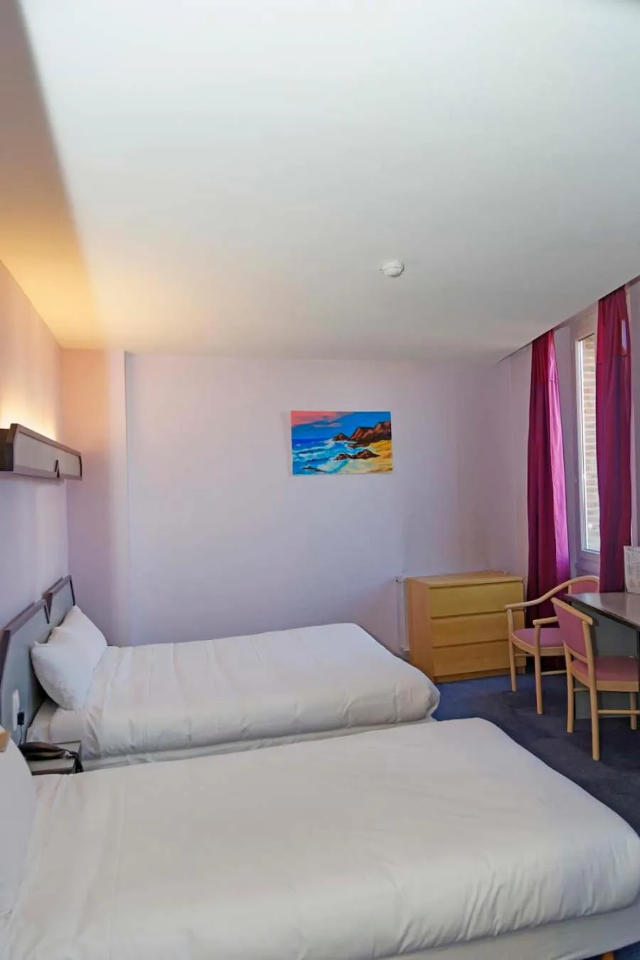 Bedroom, Bed in Hôtel du Vigan