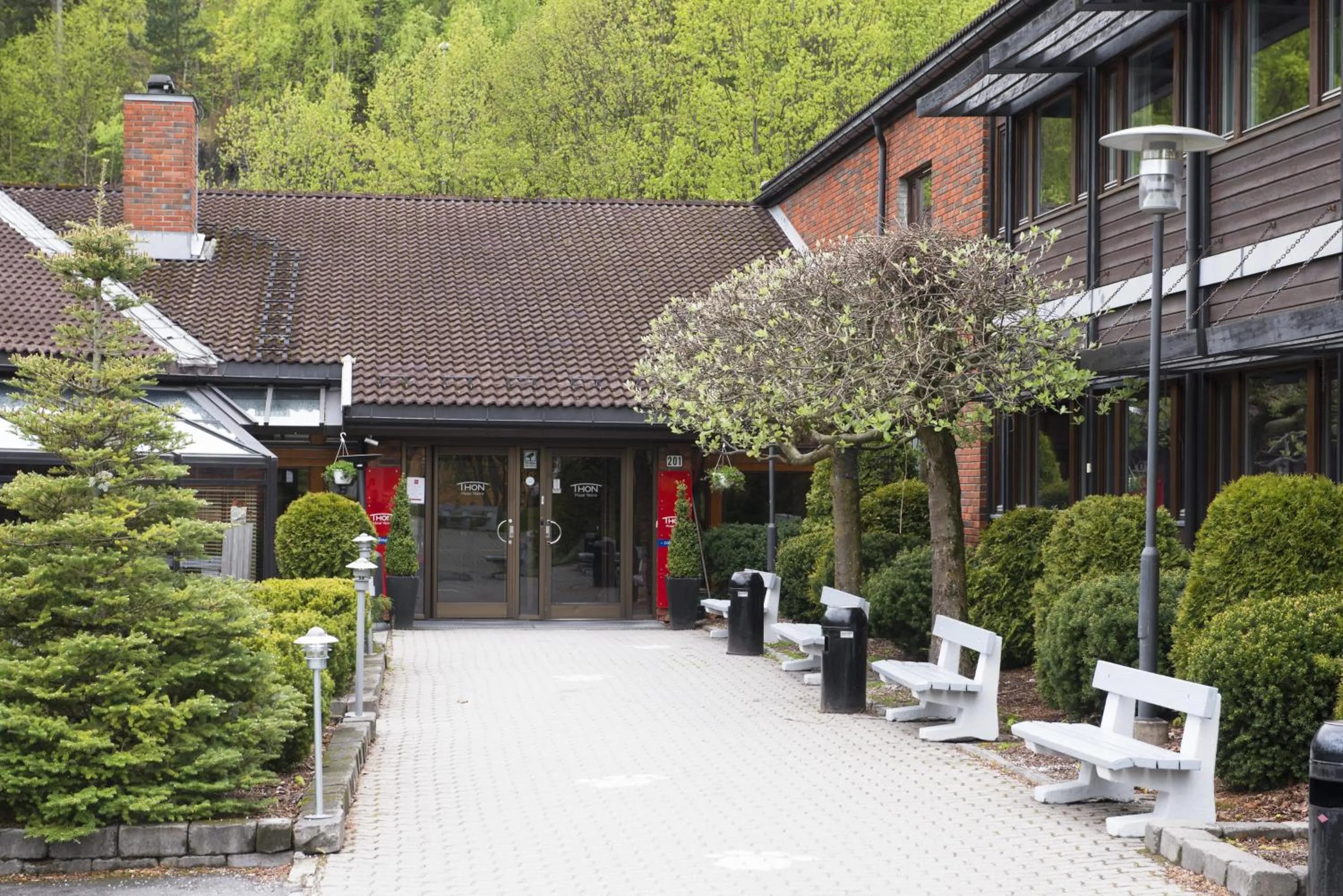 Facade/entrance in Thon Hotel Vettre