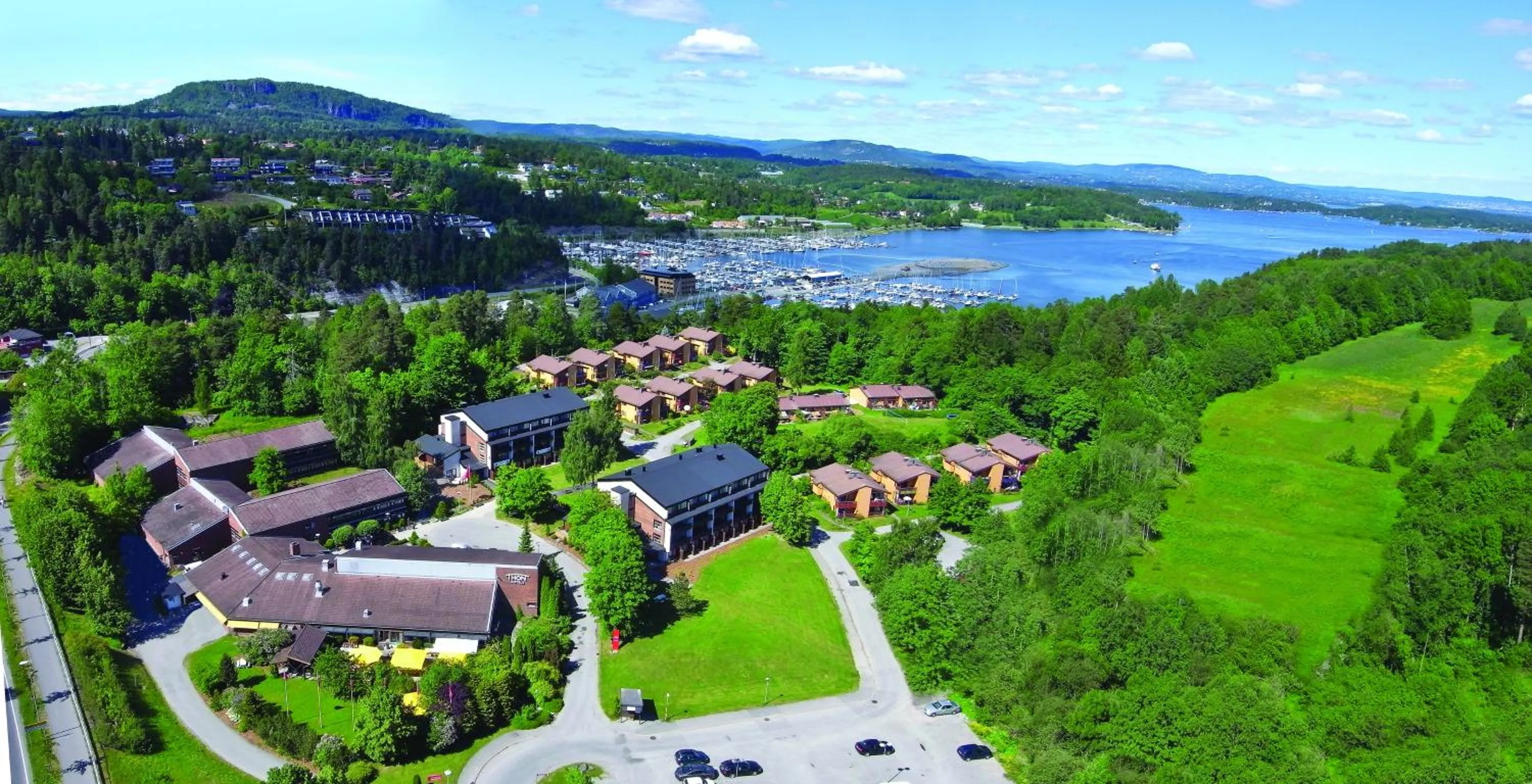 Facade/entrance in Thon Hotel Vettre
