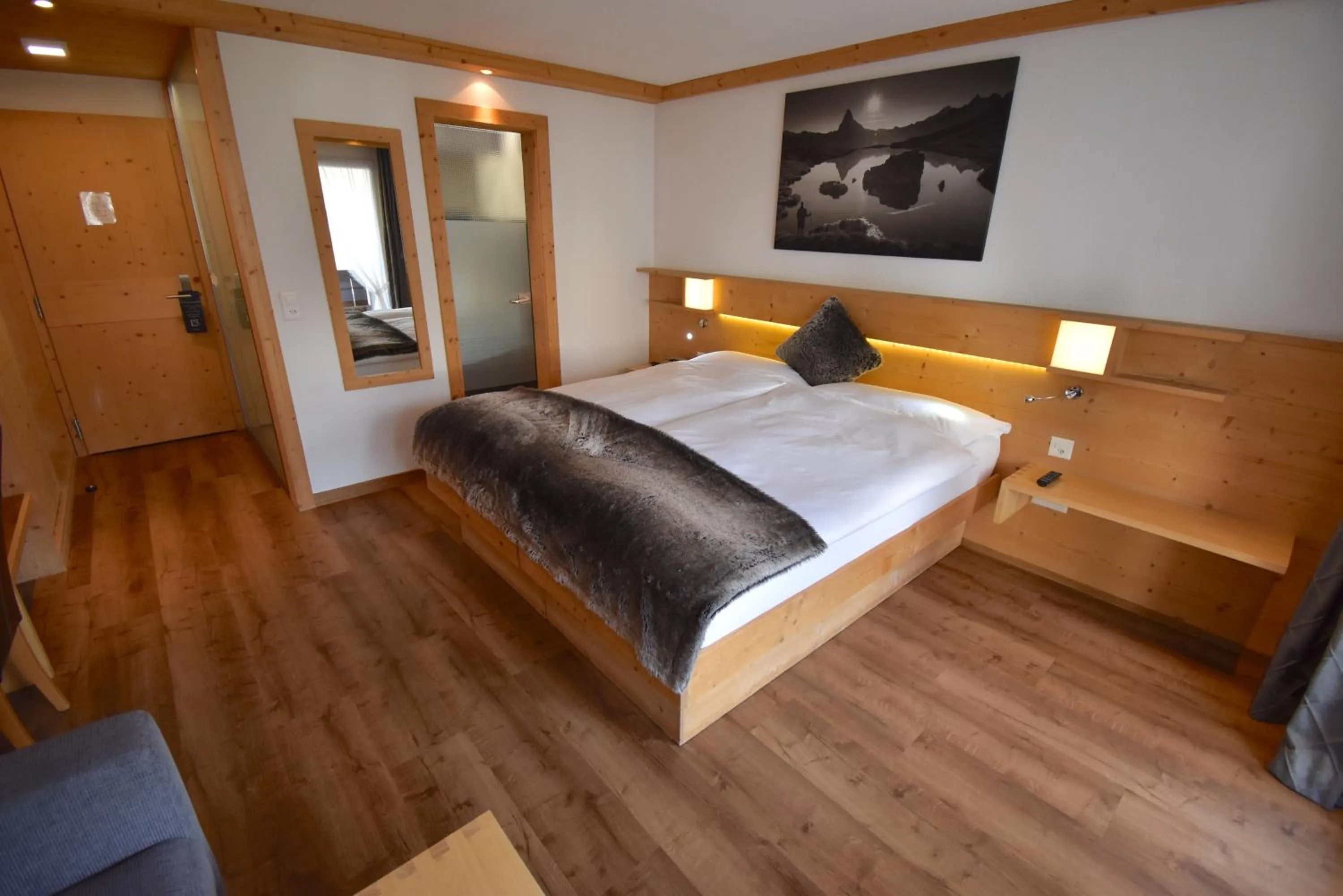 Photo of the whole room, Bed in Hotel Matterhornblick