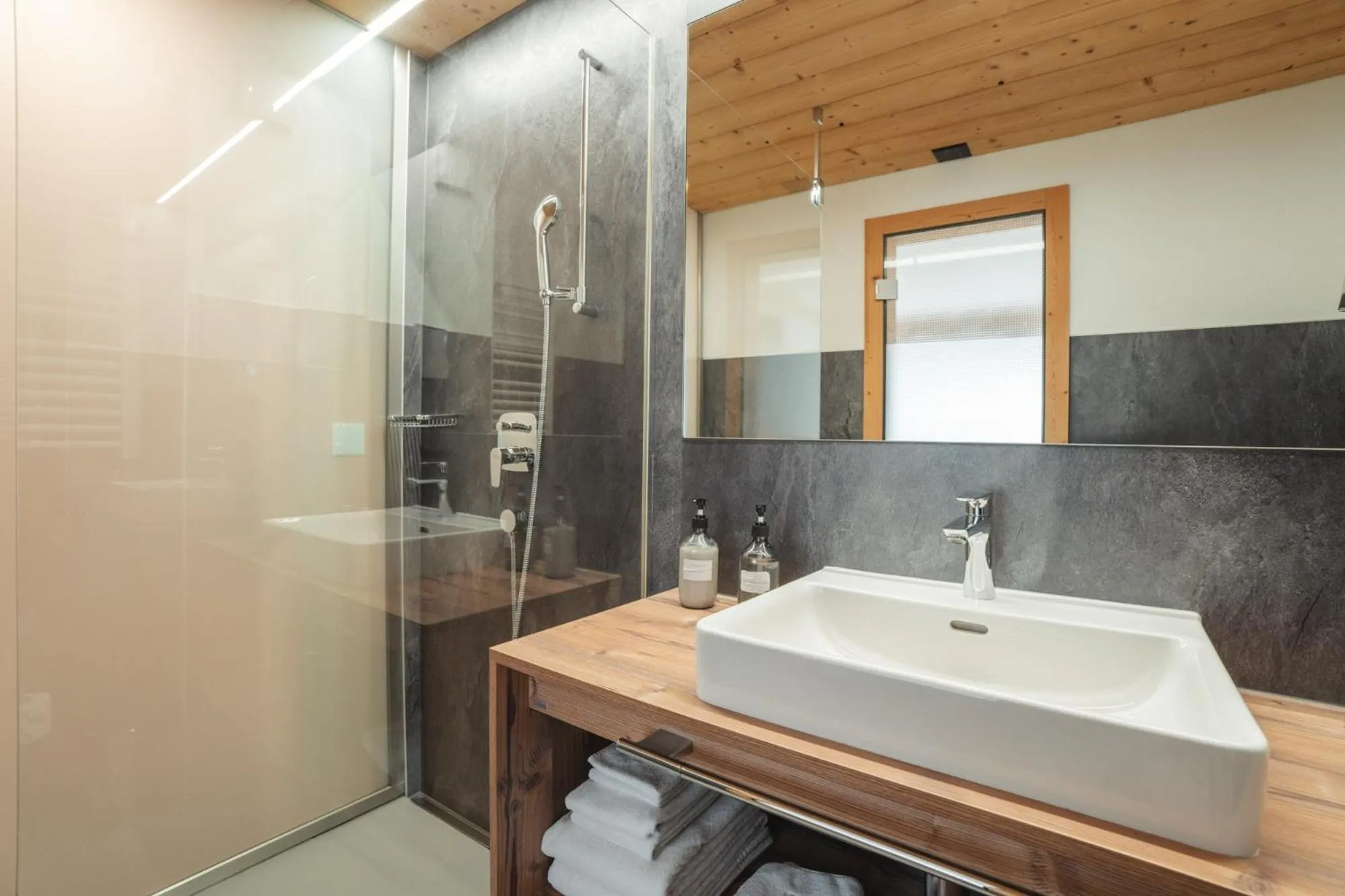 Bathroom in Hotel Matterhornblick