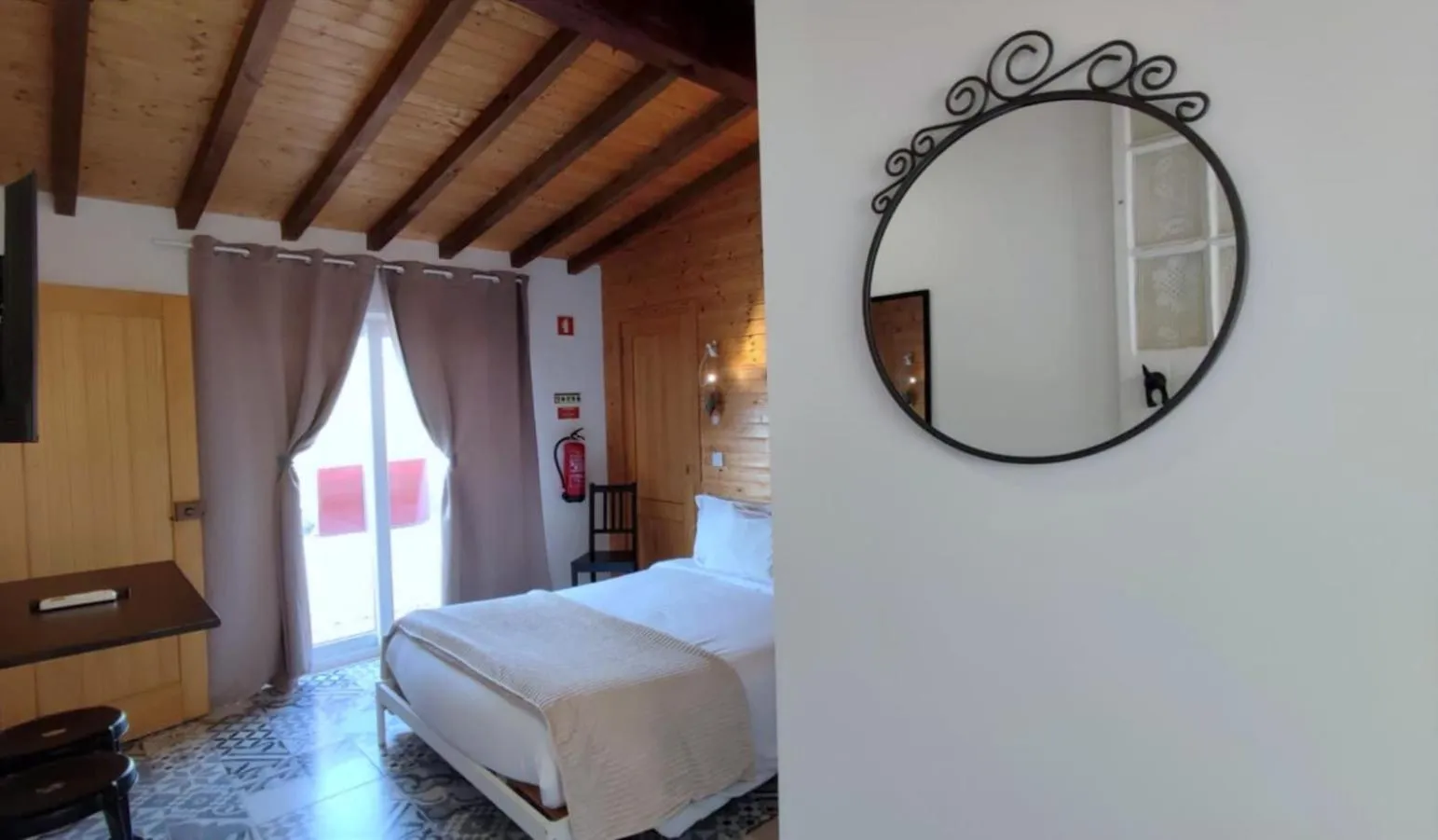 Bedroom, Bed in Villas de Cintra