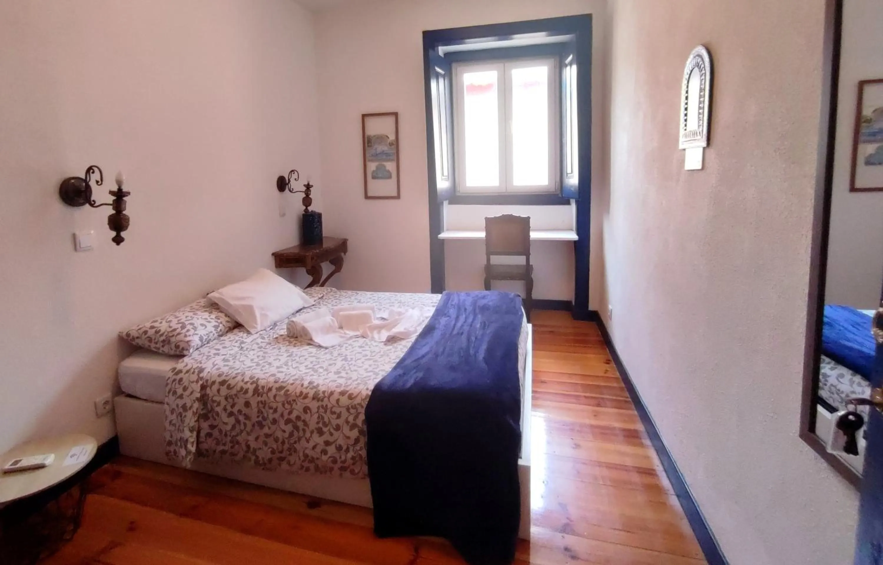 Bedroom, Bed in Villas de Cintra