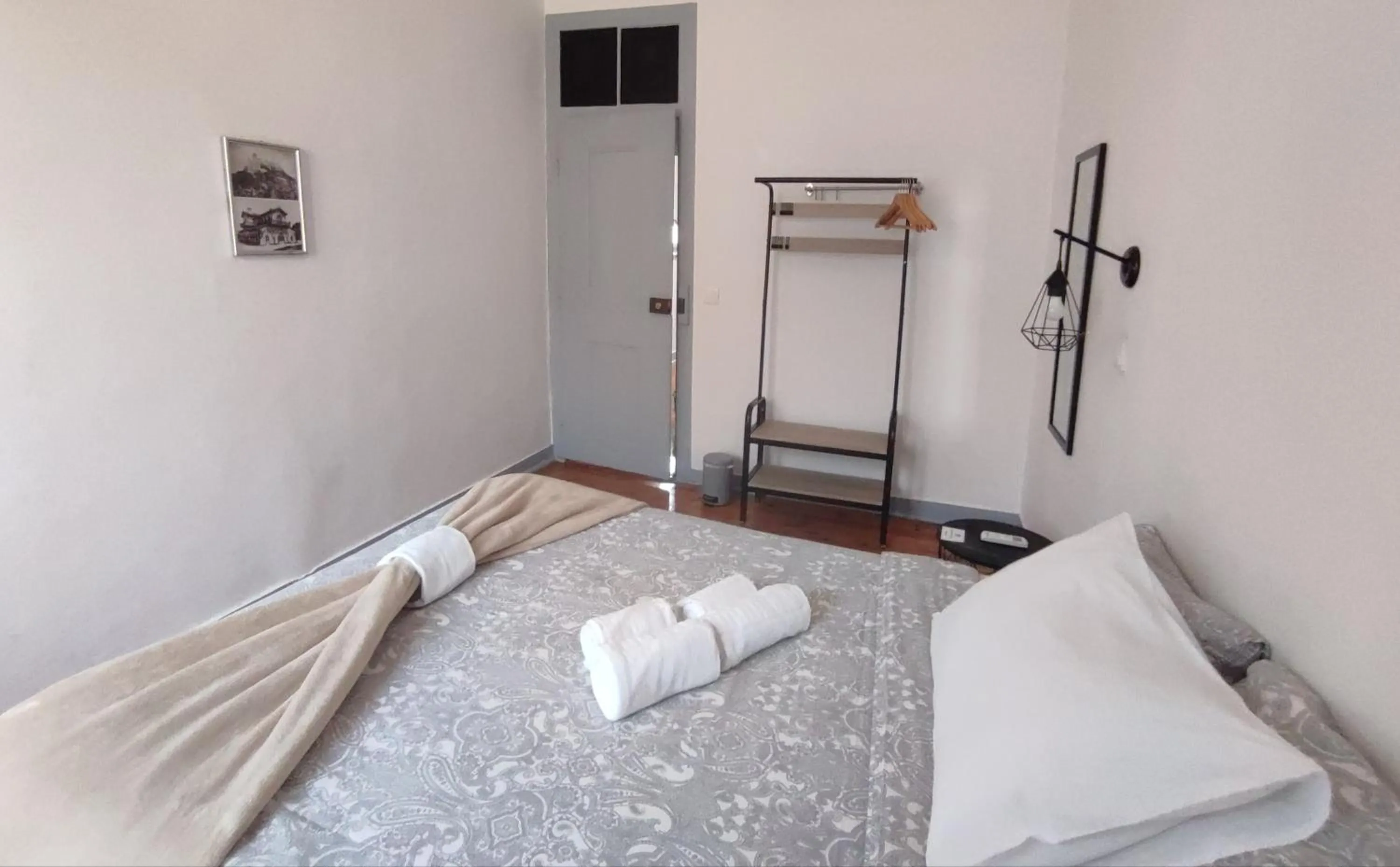 Bedroom, Bed in Villas de Cintra