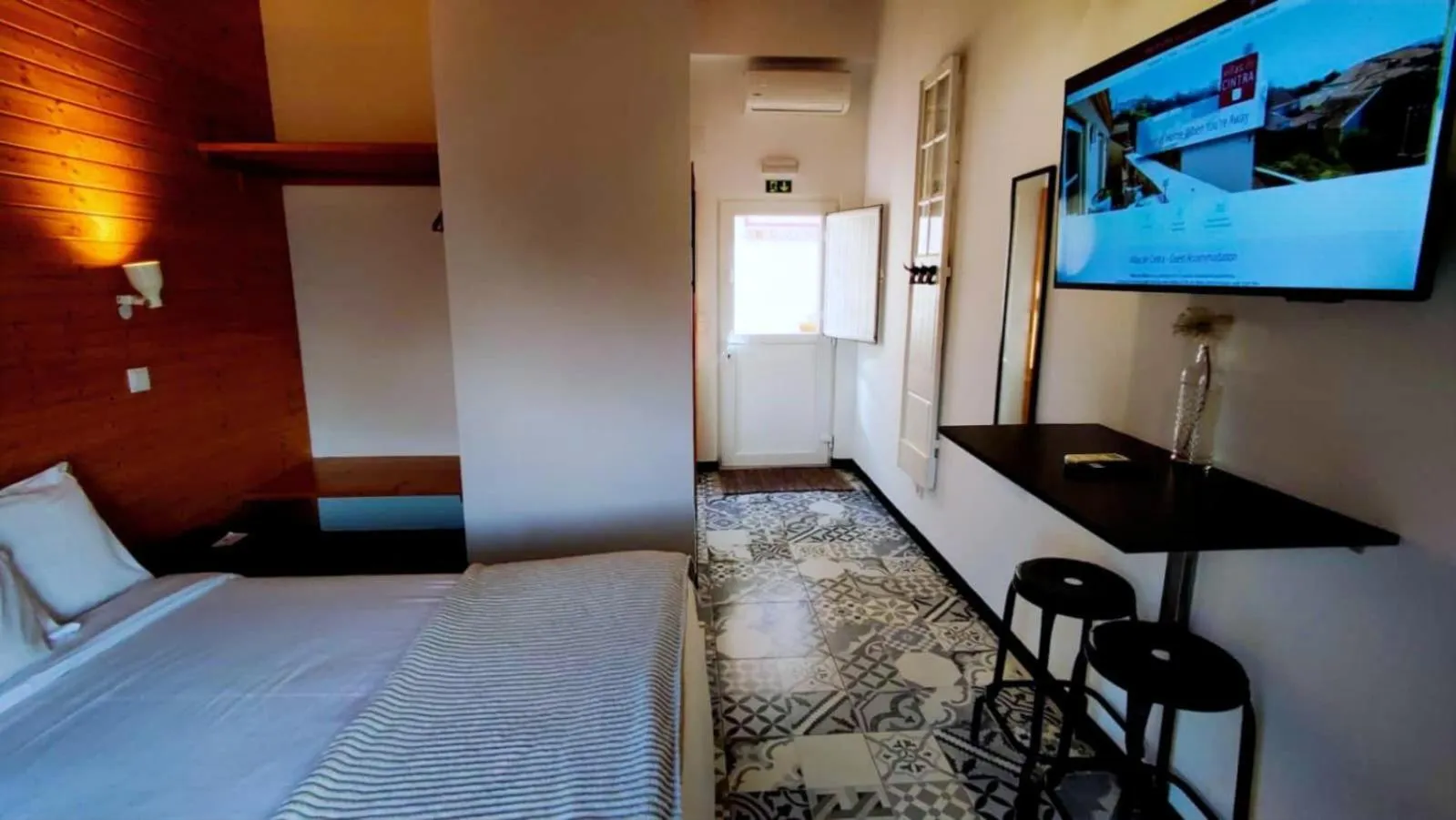 Bedroom, Bed in Villas de Cintra