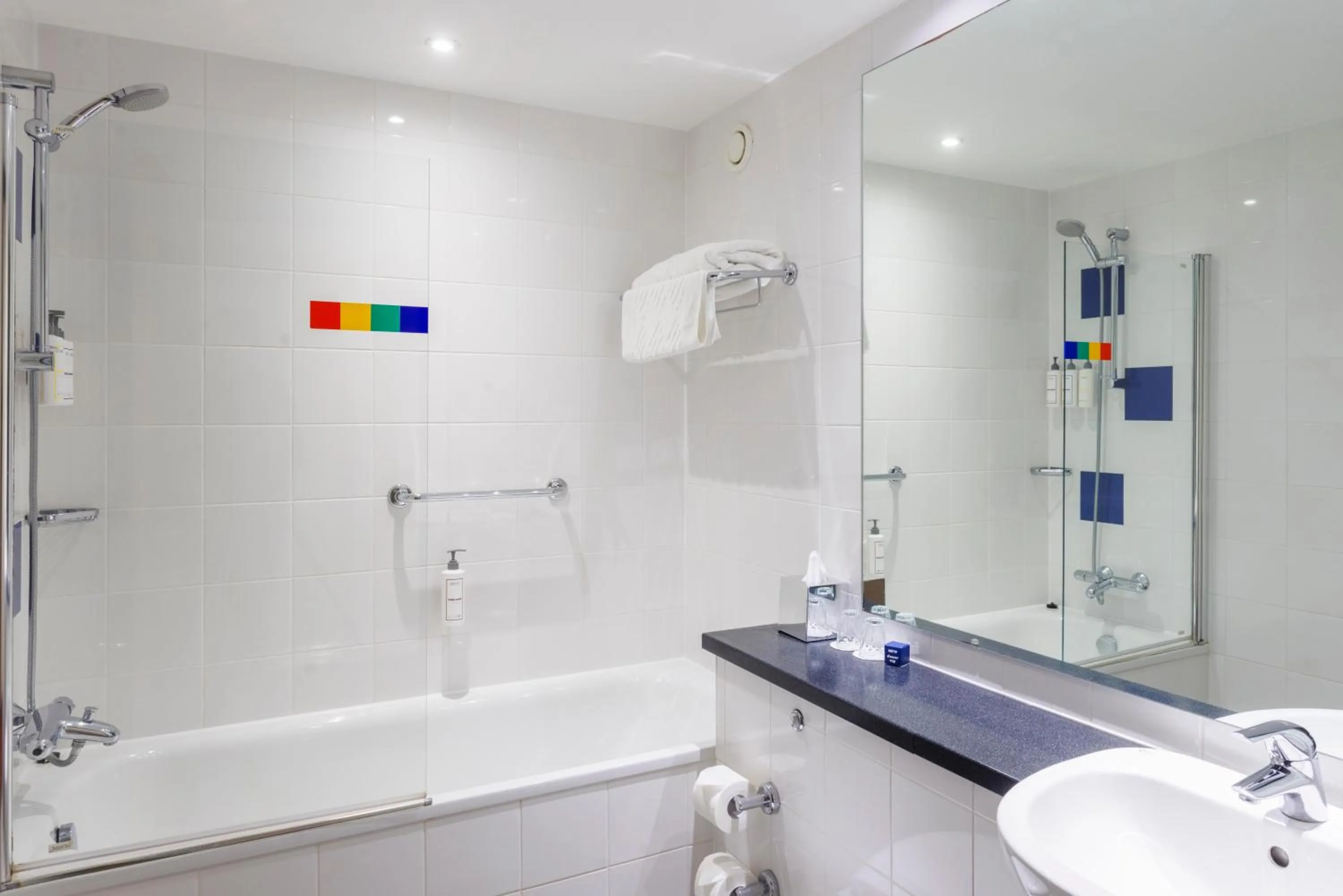 Toilet in Park Inn by Radisson Aberdeen