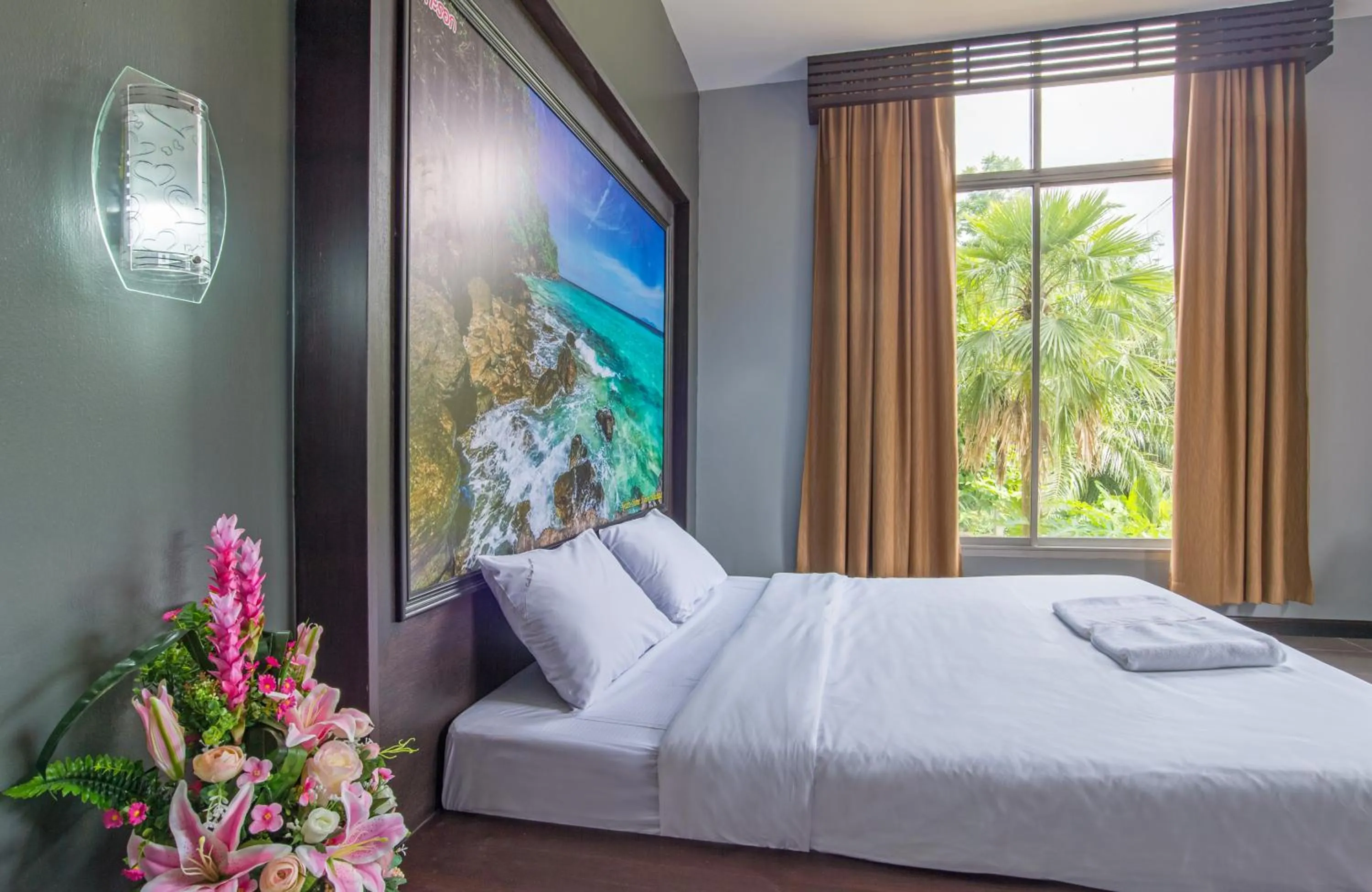 Bed in Krabi Home Town Boutique