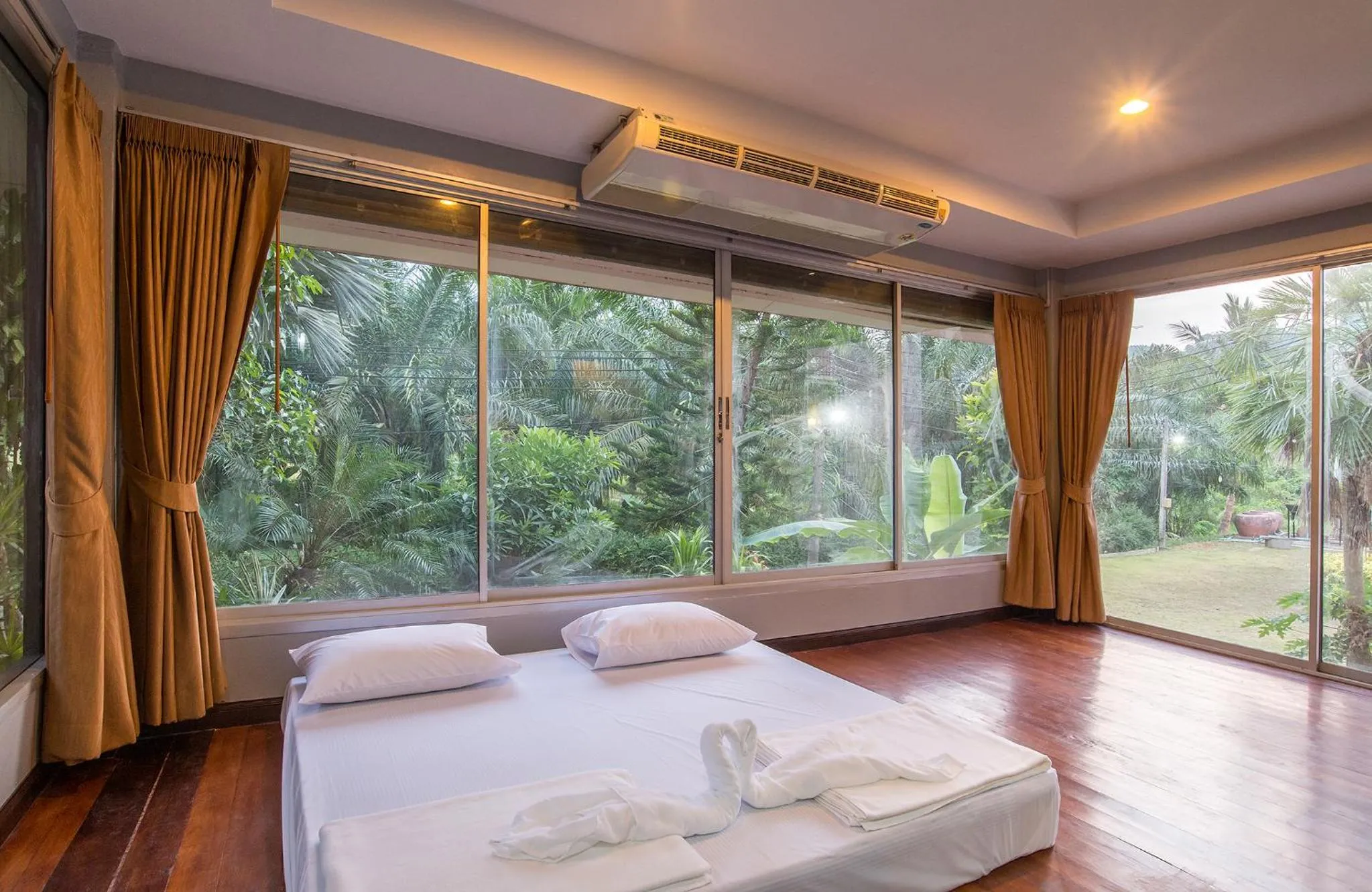 Garden, Bed in Krabi Home Town Boutique