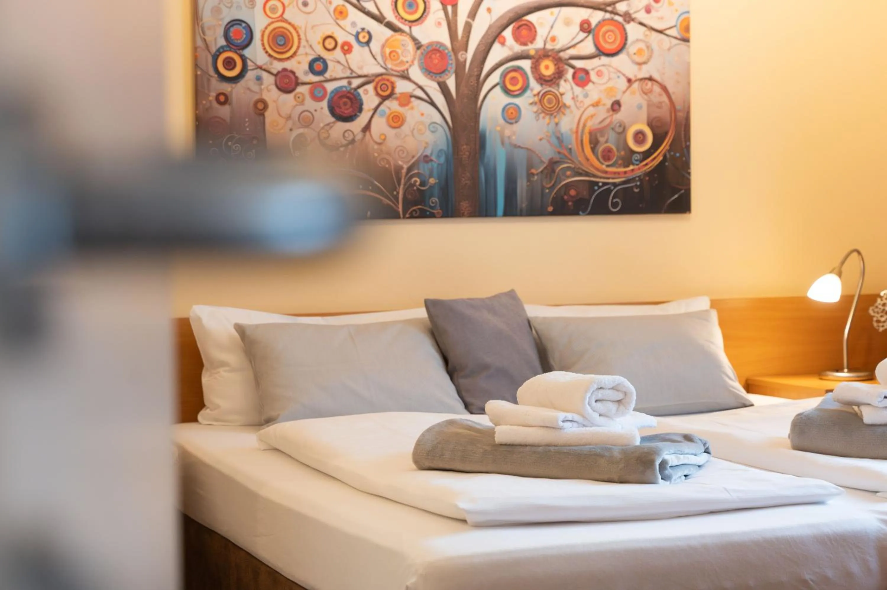 Bed in Gästehaus Zehmerhof bei Erding