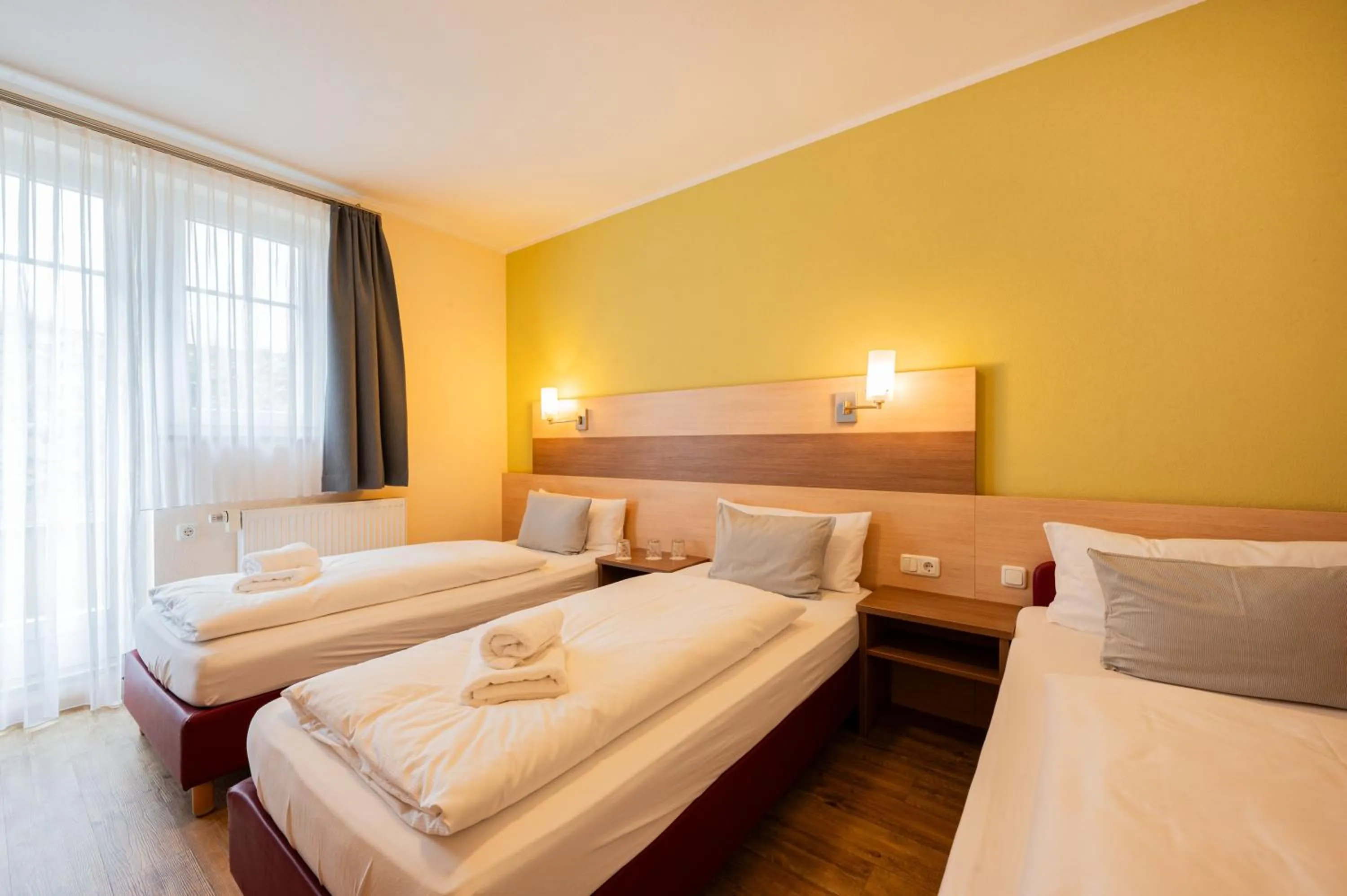 Balcony/Terrace, Bed in Gästehaus Zehmerhof bei Erding