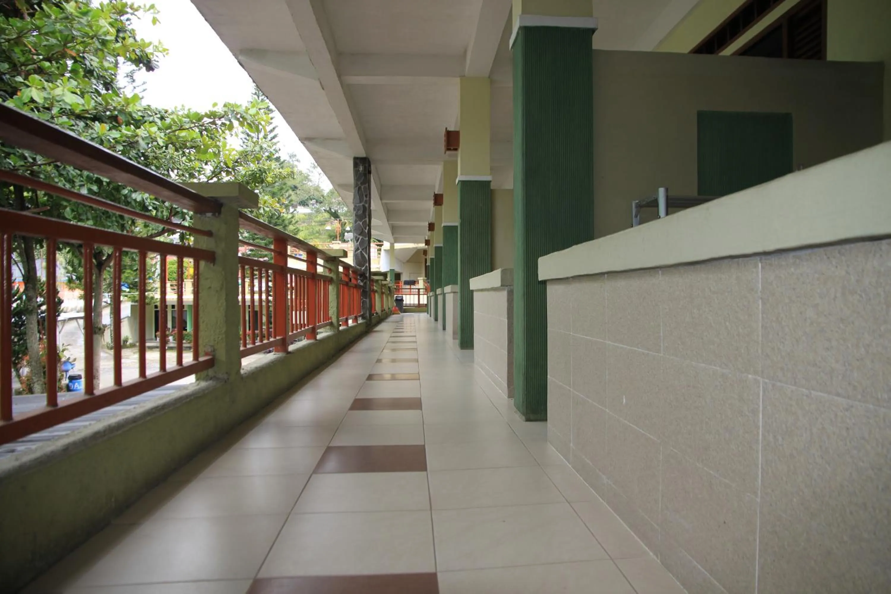 Pandu Lakeside Hotel Parapat