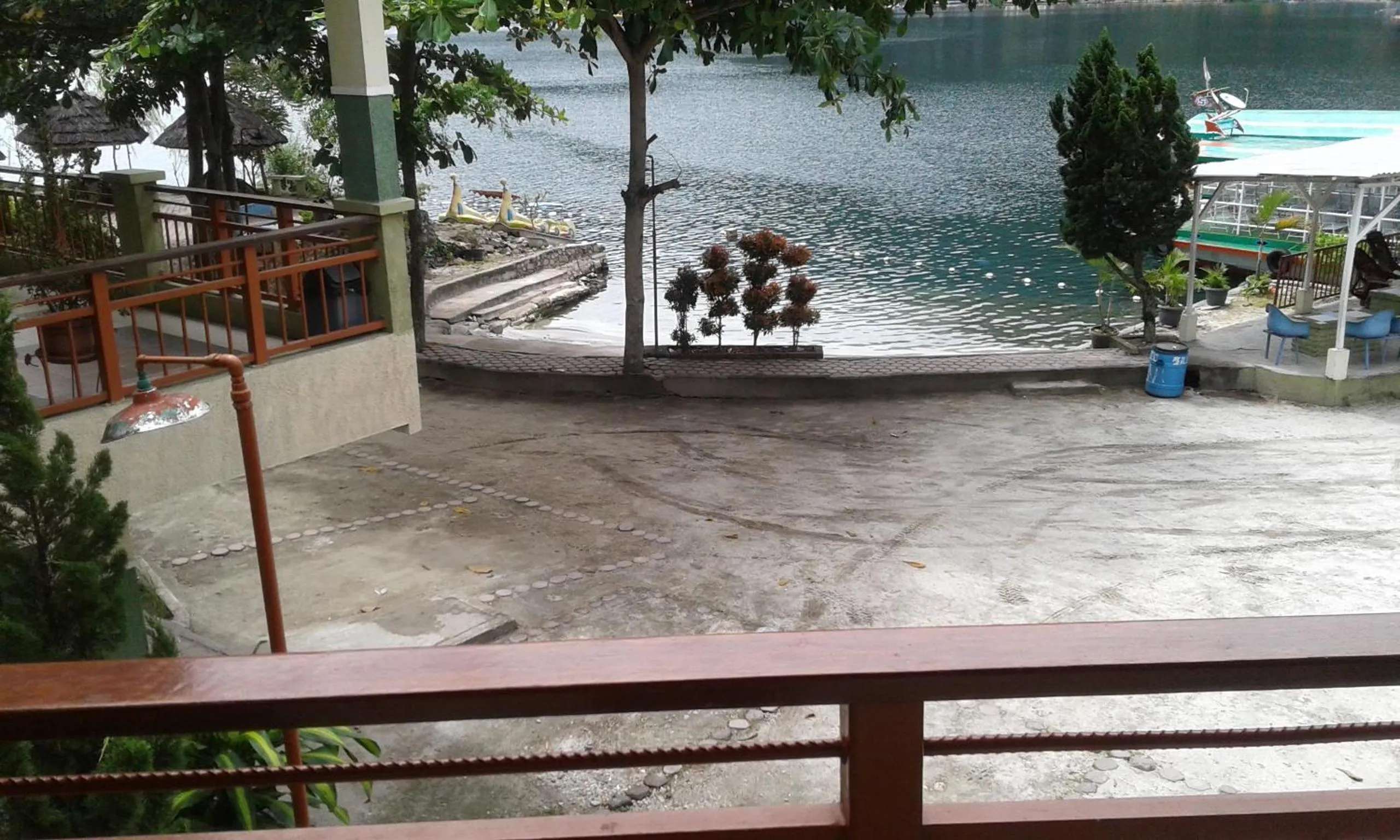 Beach in Pandu Lakeside Hotel Parapat