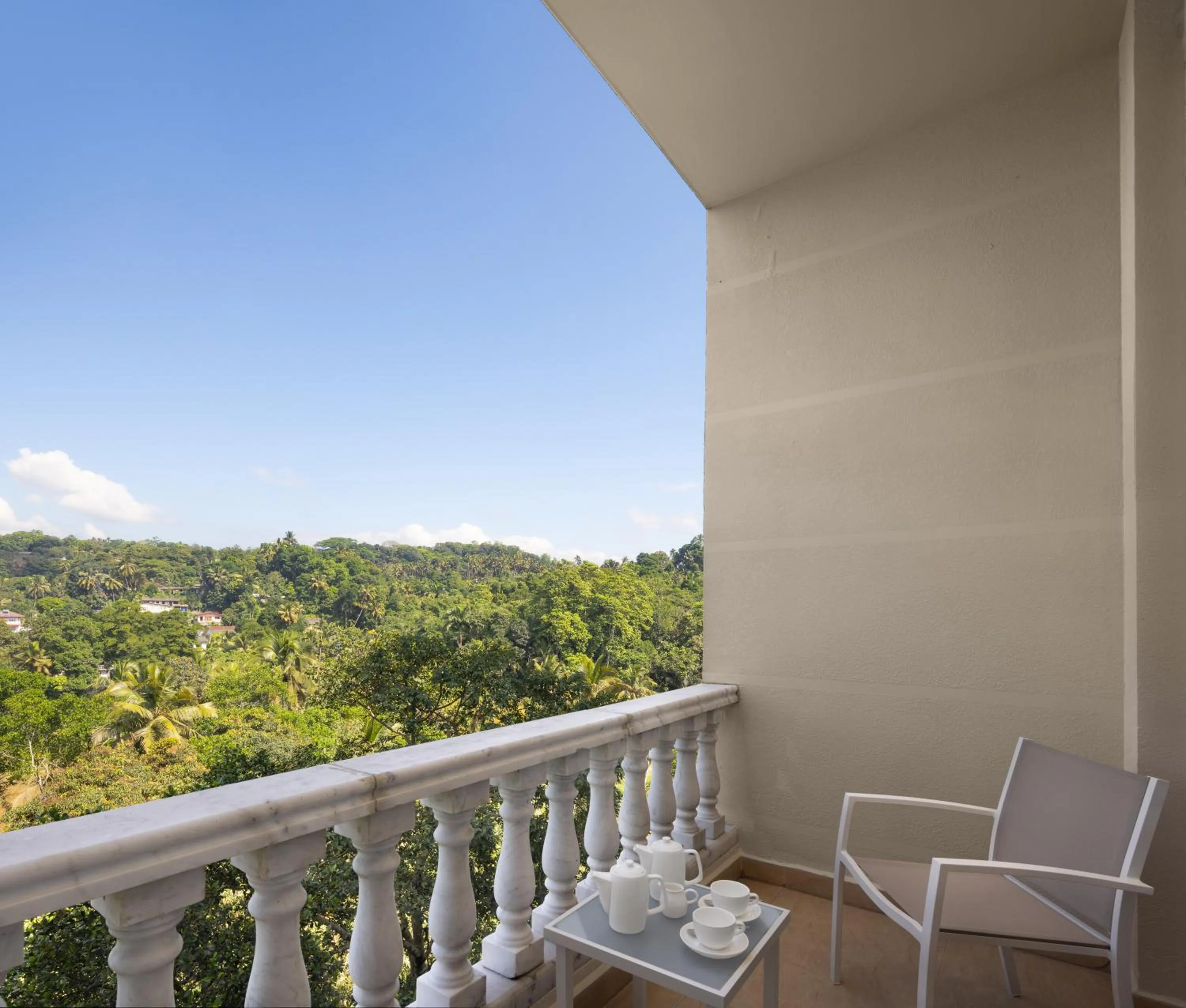 Balcony/Terrace in The Golden Crown Hotel