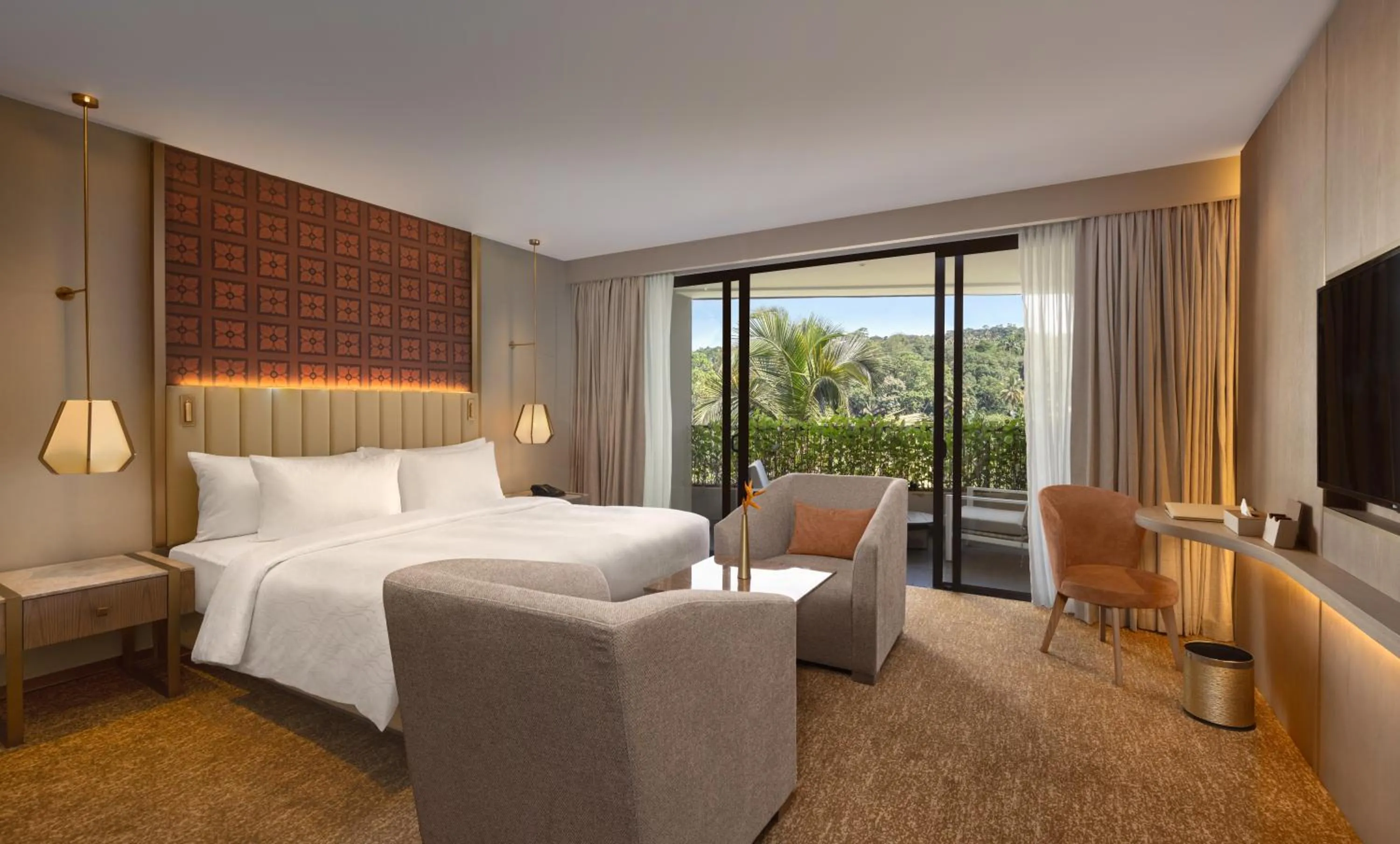 Bed in The Golden Crown Hotel