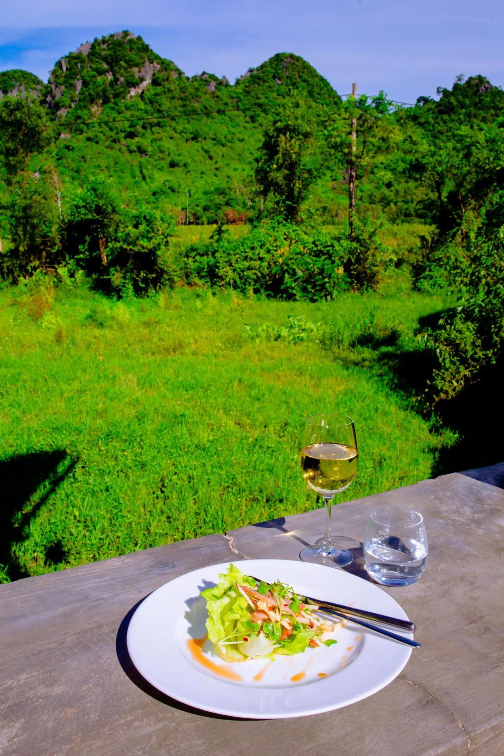 Property building in Victory Road Villas