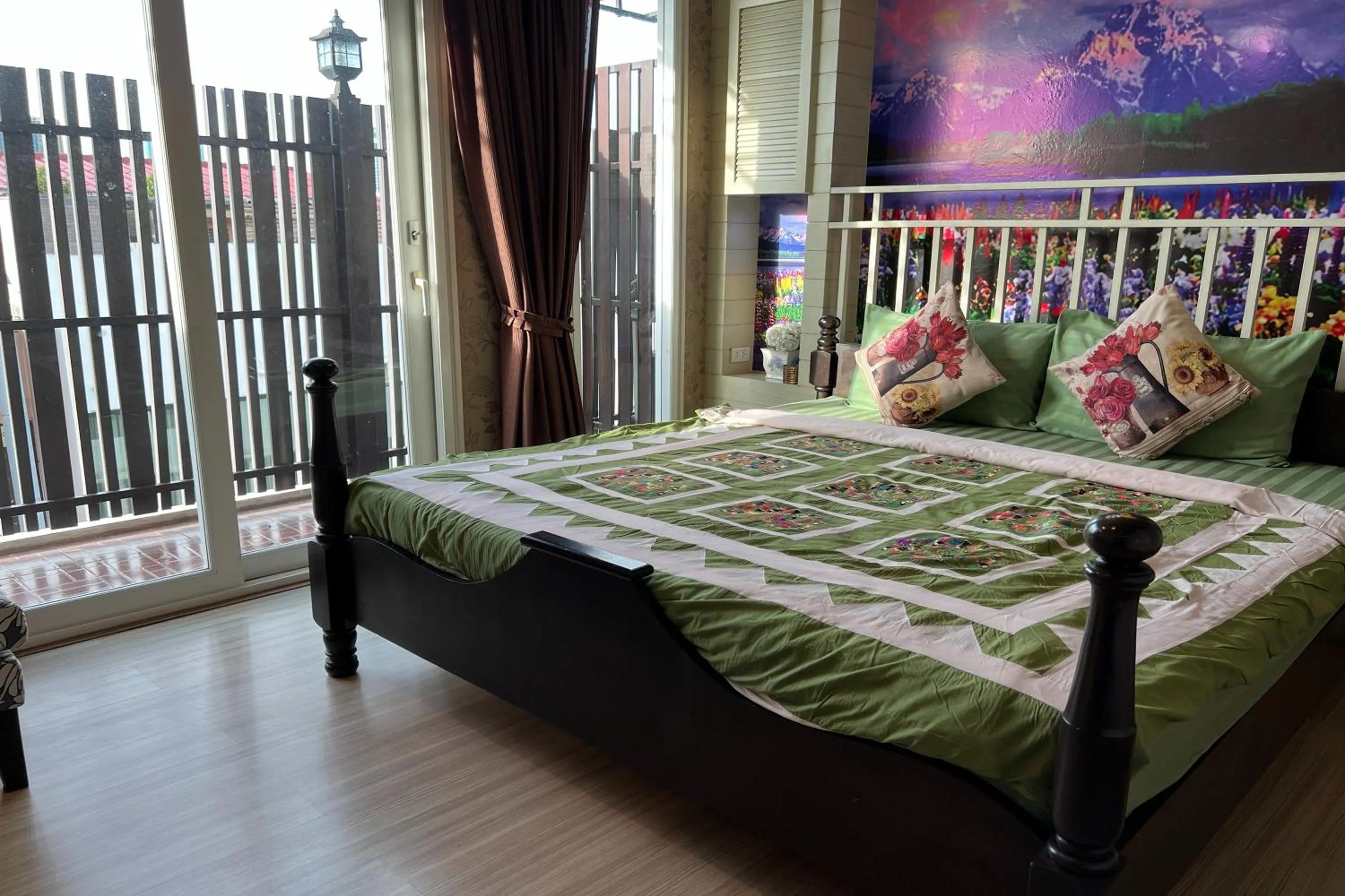 Bed in Sabai Sabai@Sukhumvit Hotel
