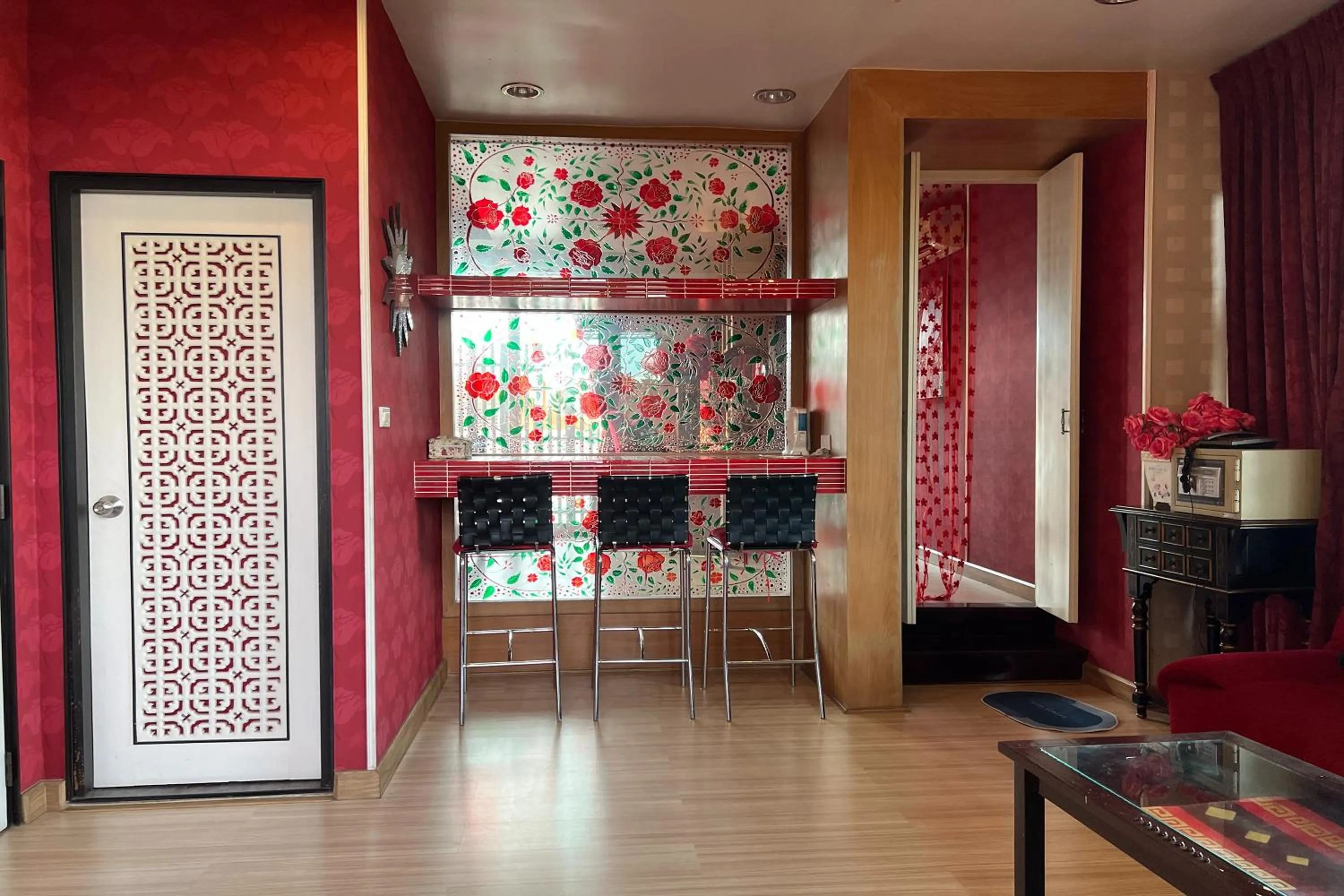 Dining area in Sabai Sabai@Sukhumvit Hotel