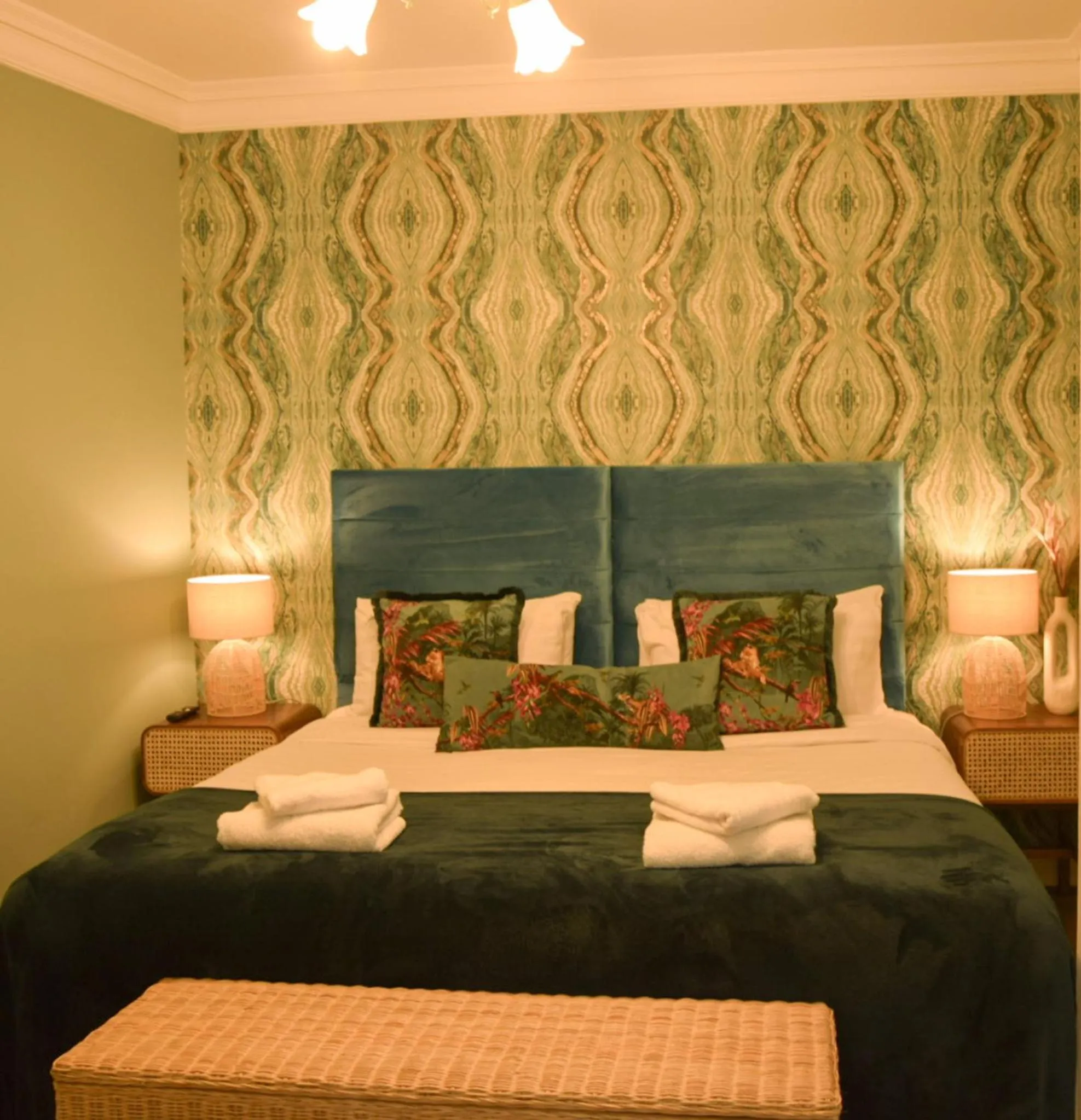 Bedroom, Bed in Avoca House B&B