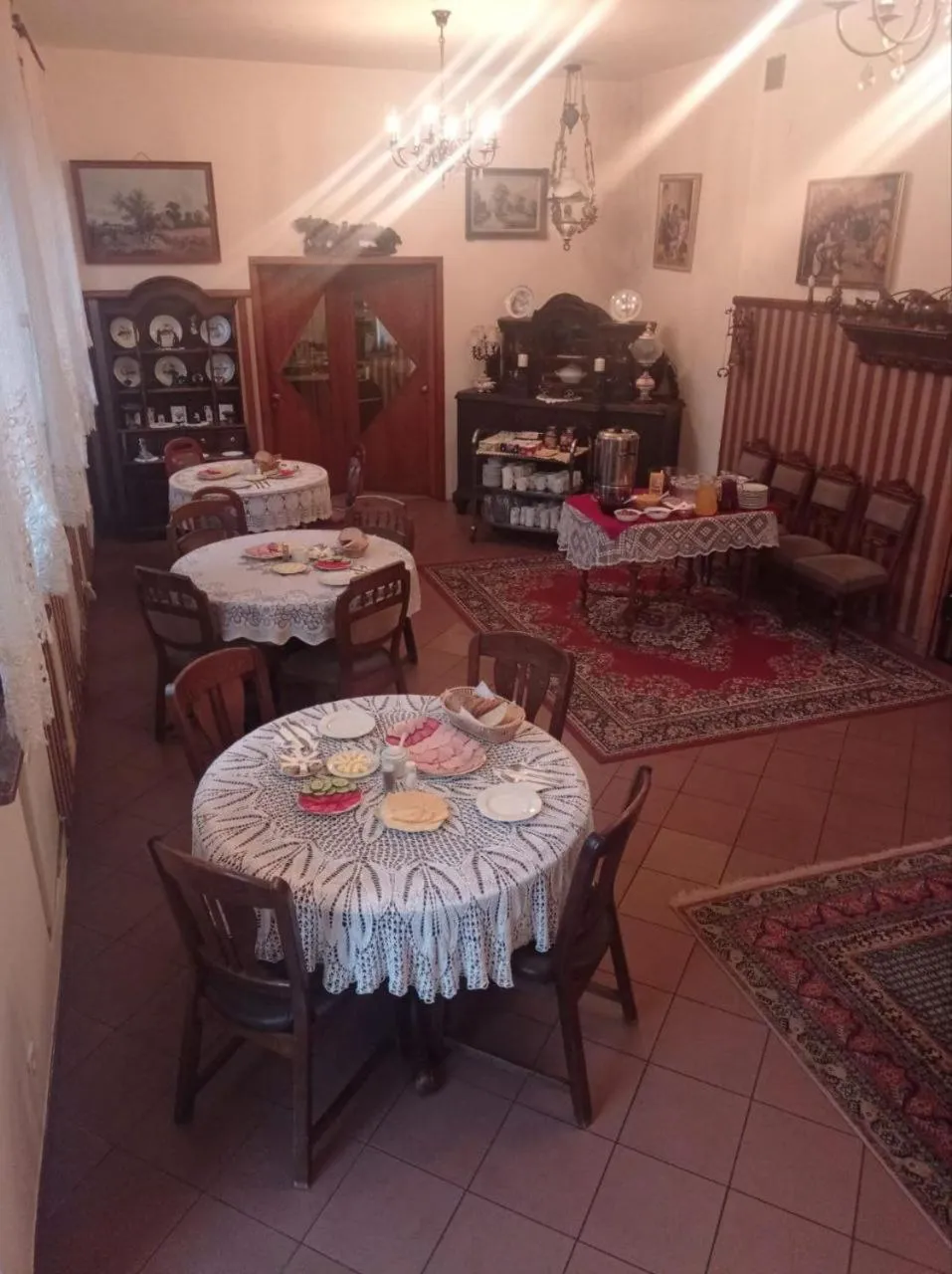 Breakfast in Titanic