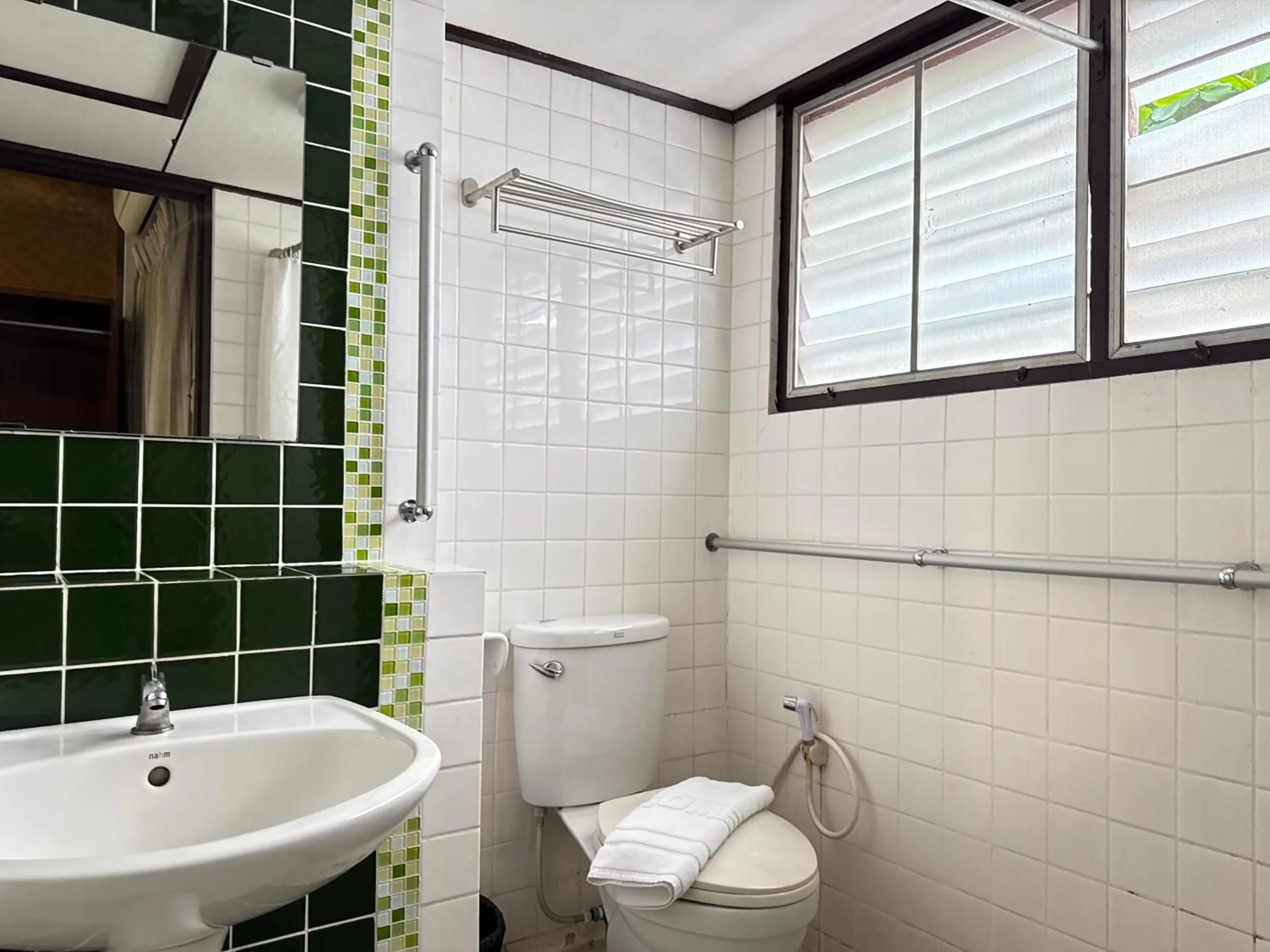 Bathroom in Lai Thai Guest House