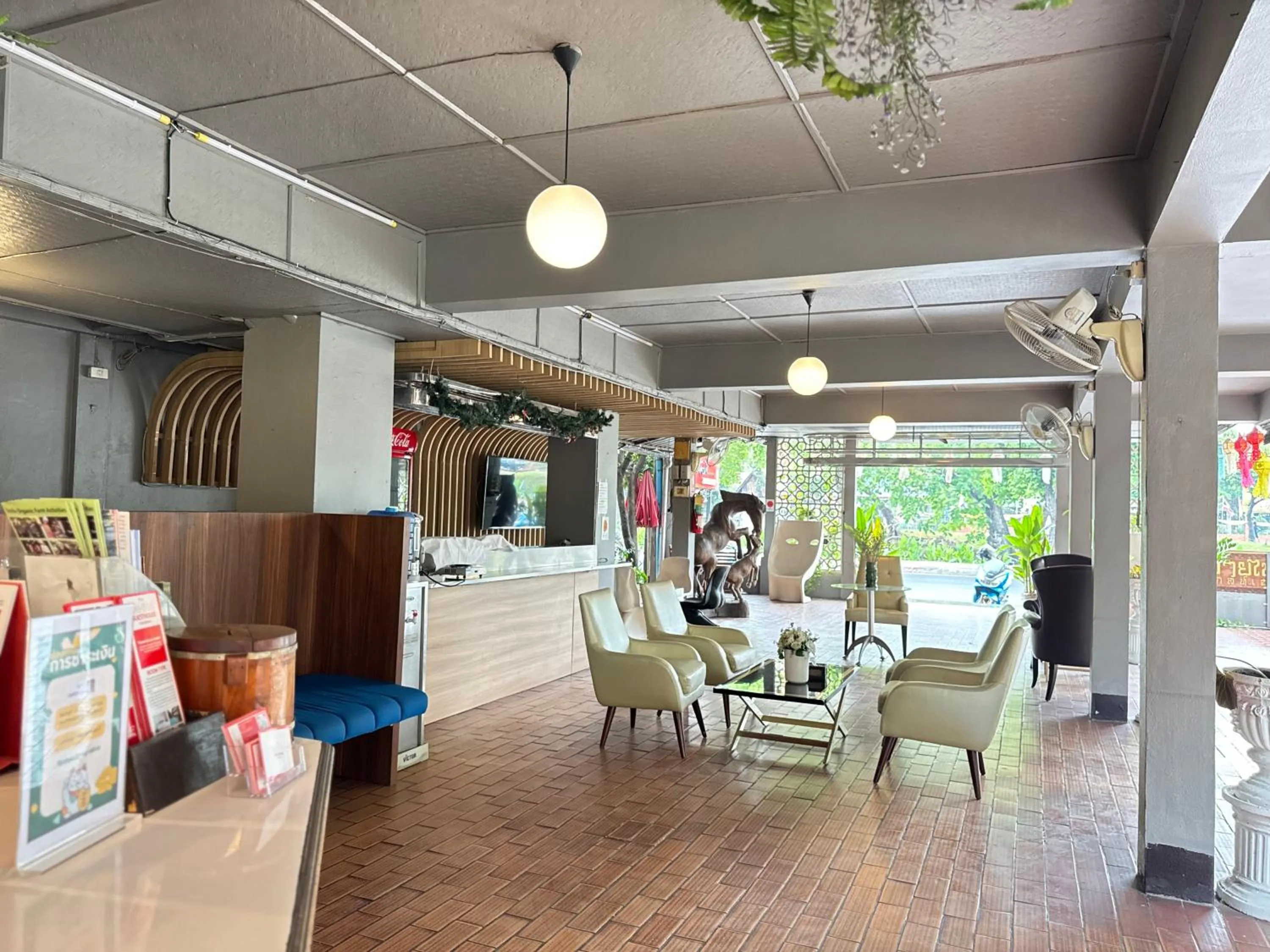 Seating area in Lai Thai Guest House