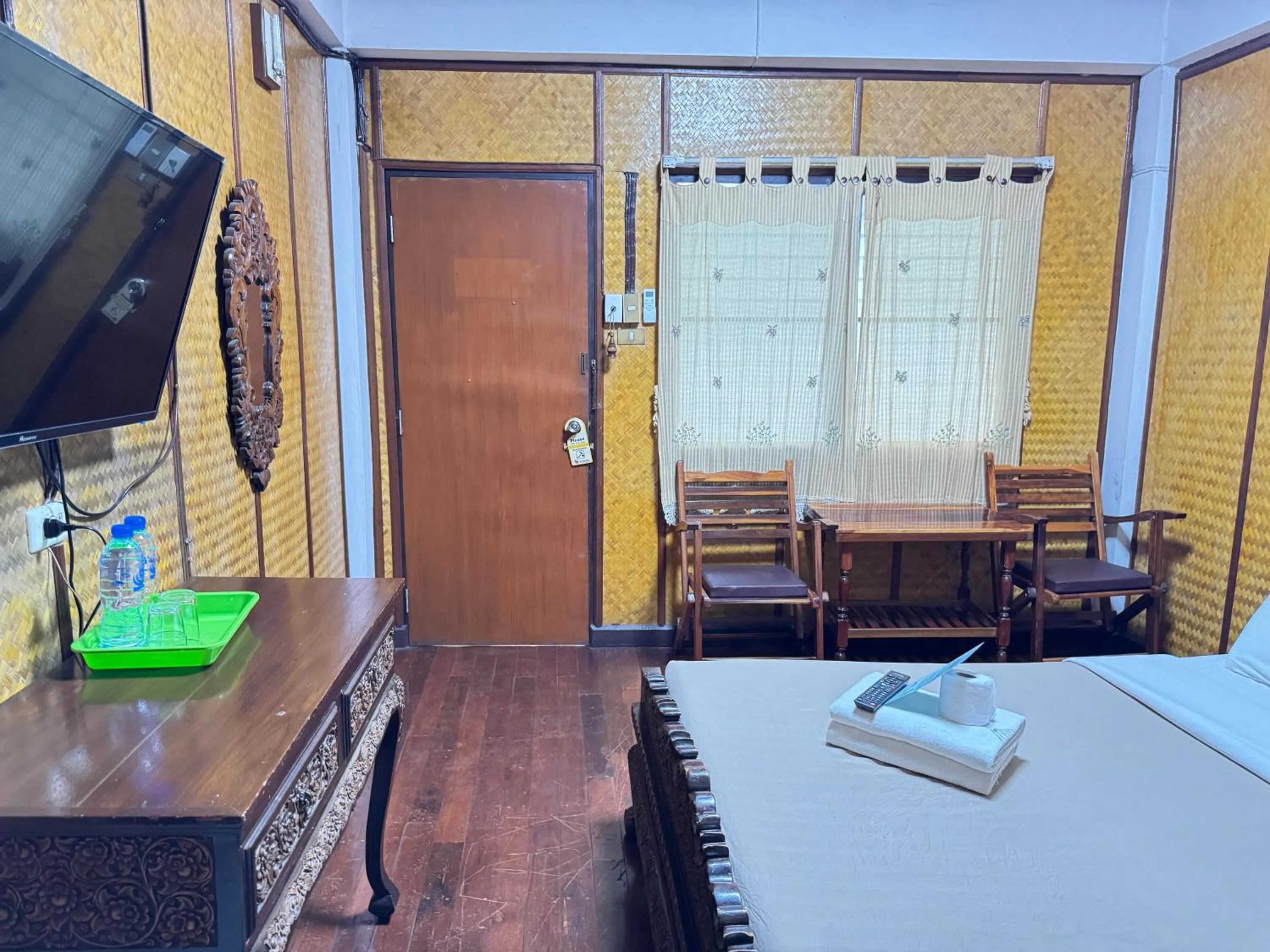 Bed in Lai Thai Guest House