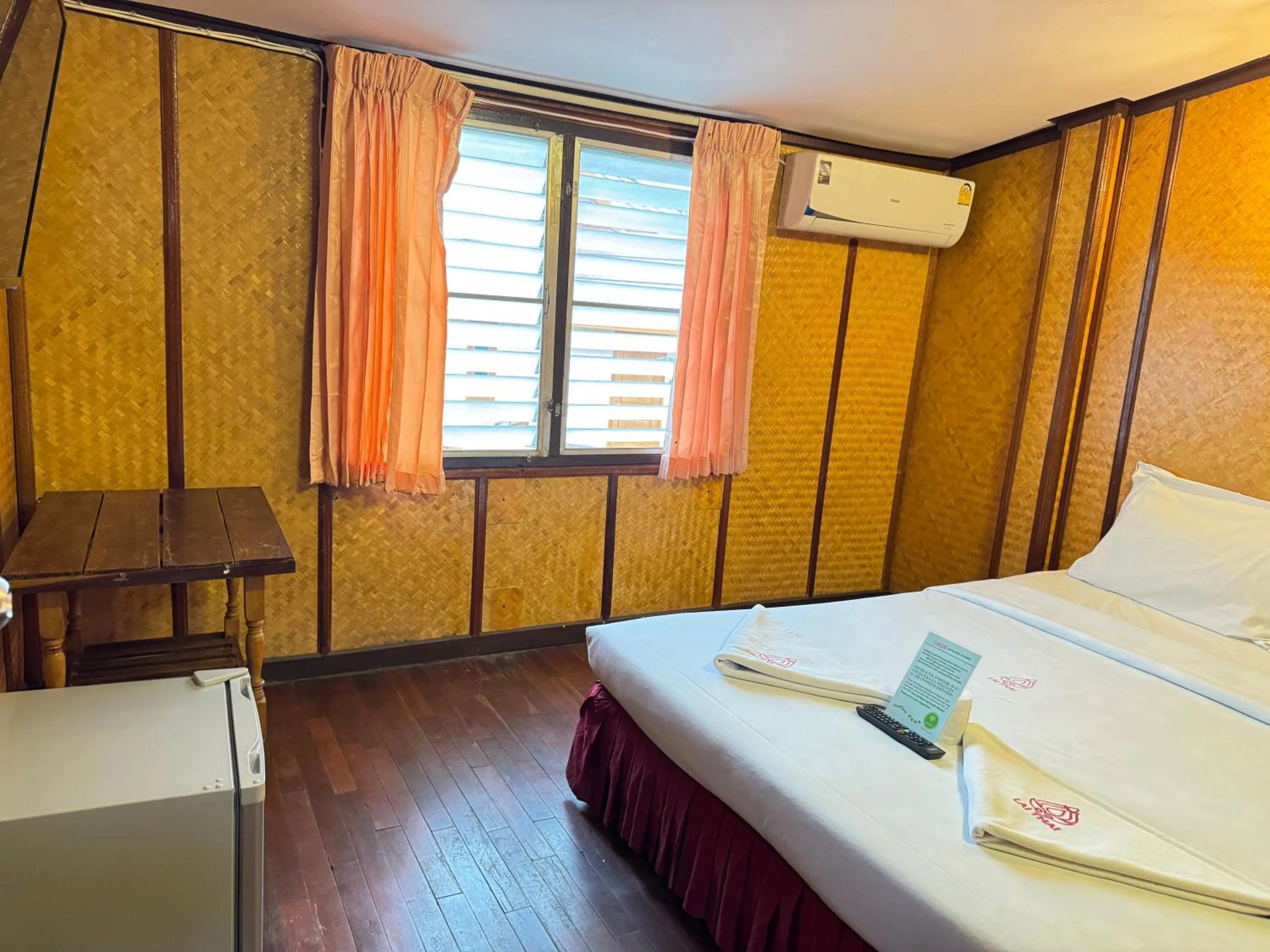 Bed in Lai Thai Guest House