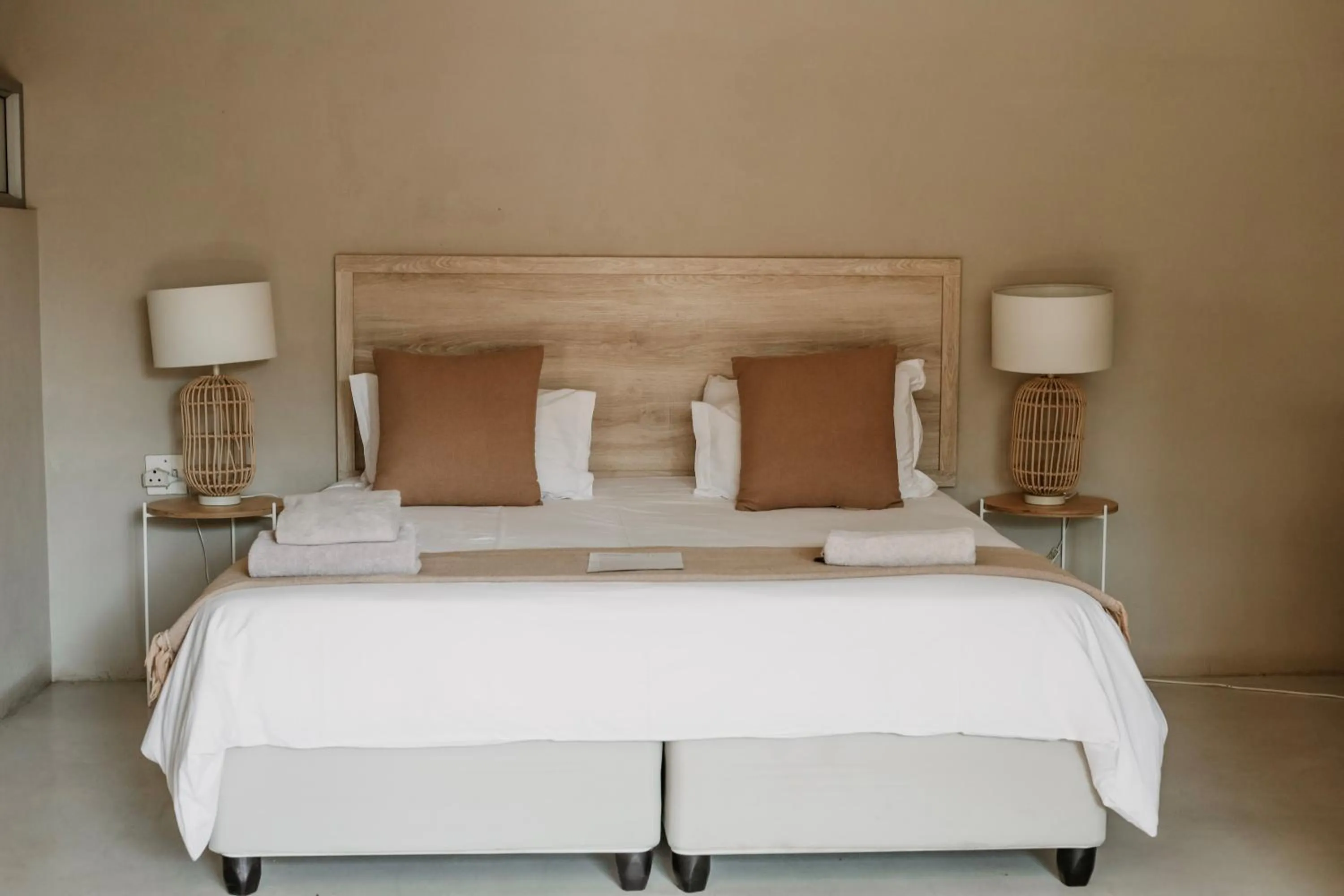 Bedroom, Bed in Lighthouse Guesthouse & Cafe