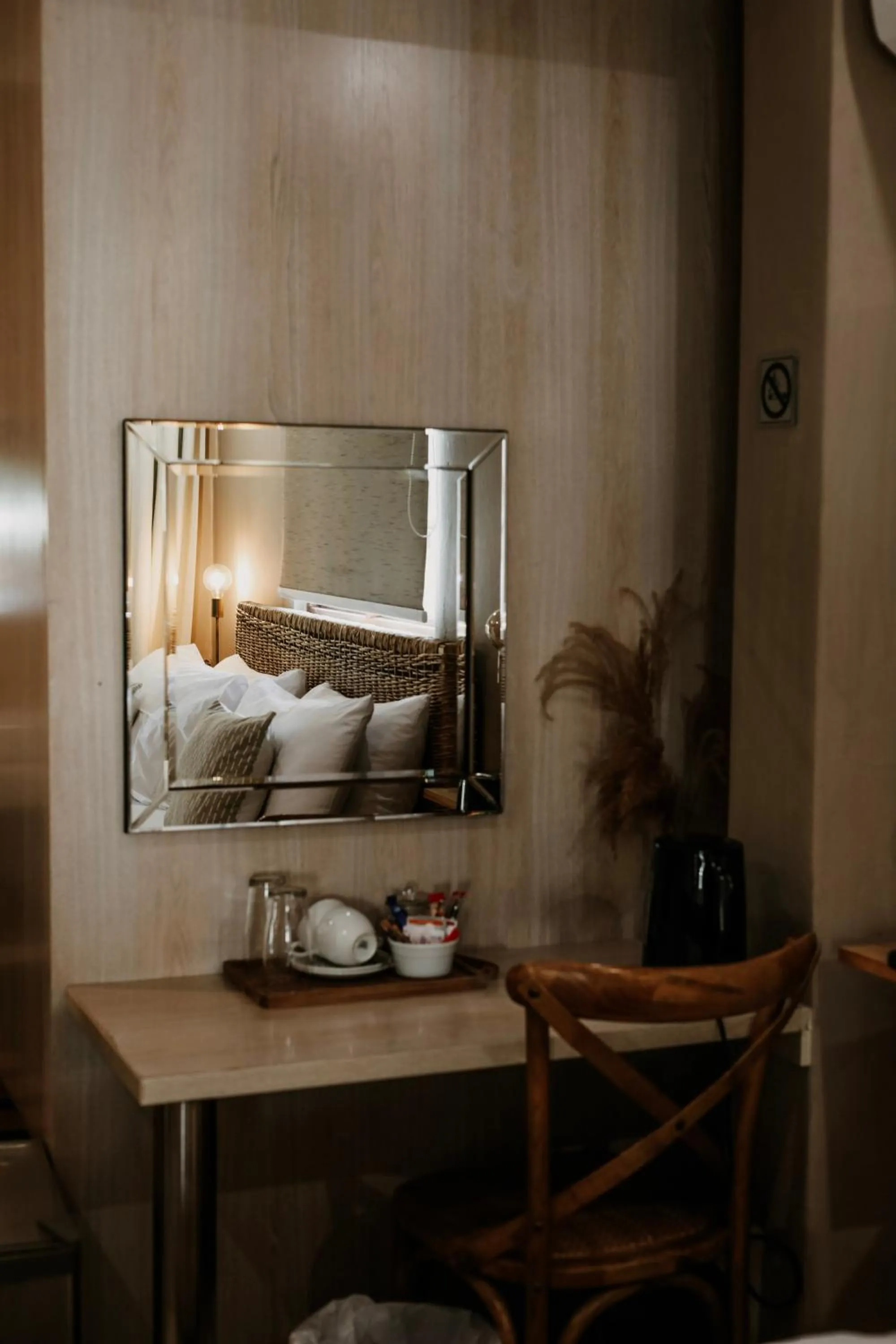 Seating area, Bed in Lighthouse Guesthouse & Cafe