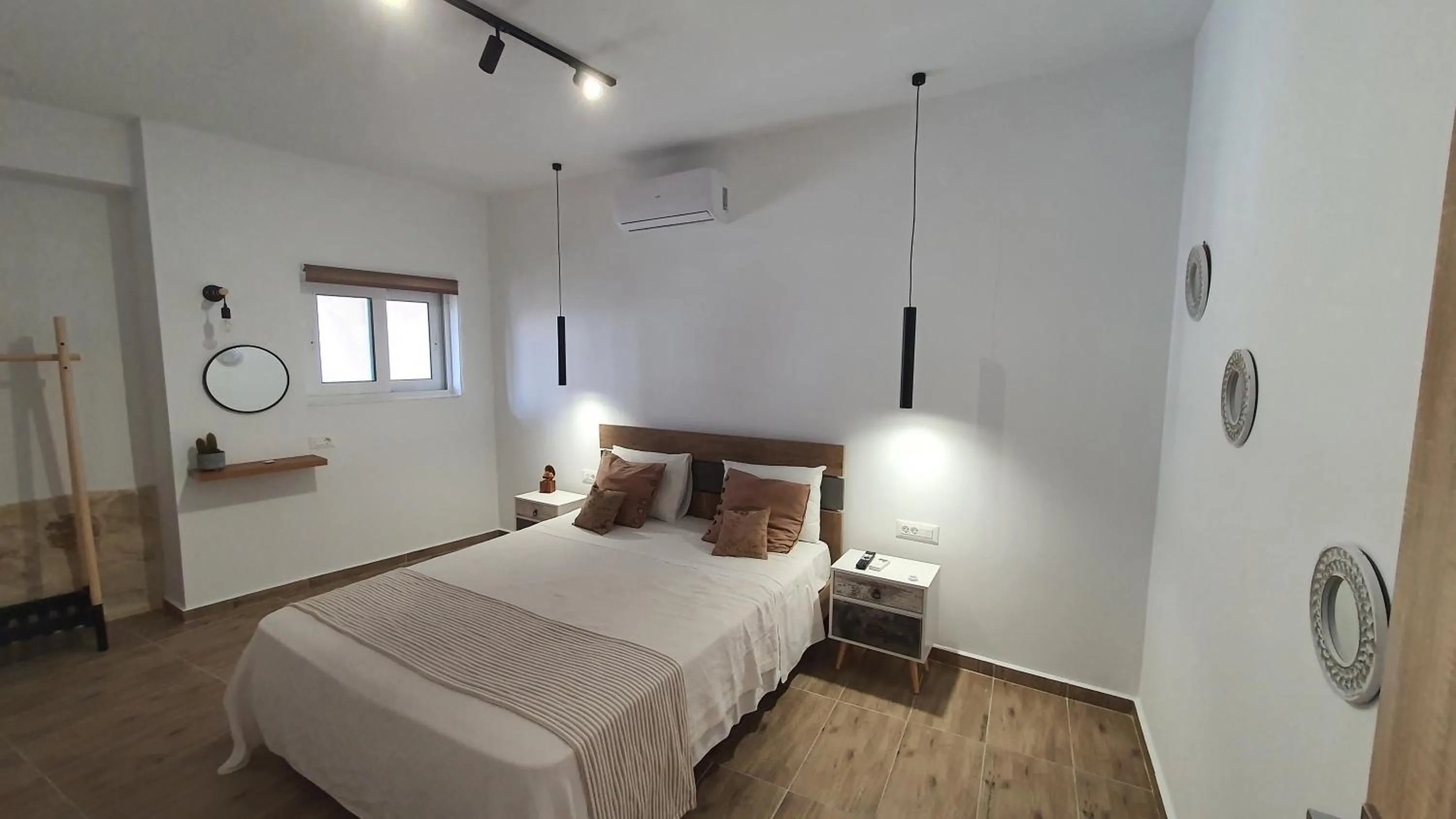 Bed in Elizabeth Suites