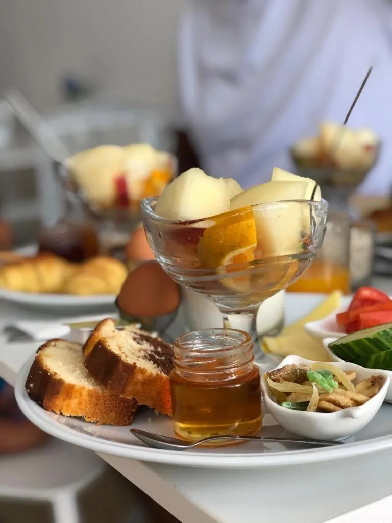 Food in Elizabeth Suites