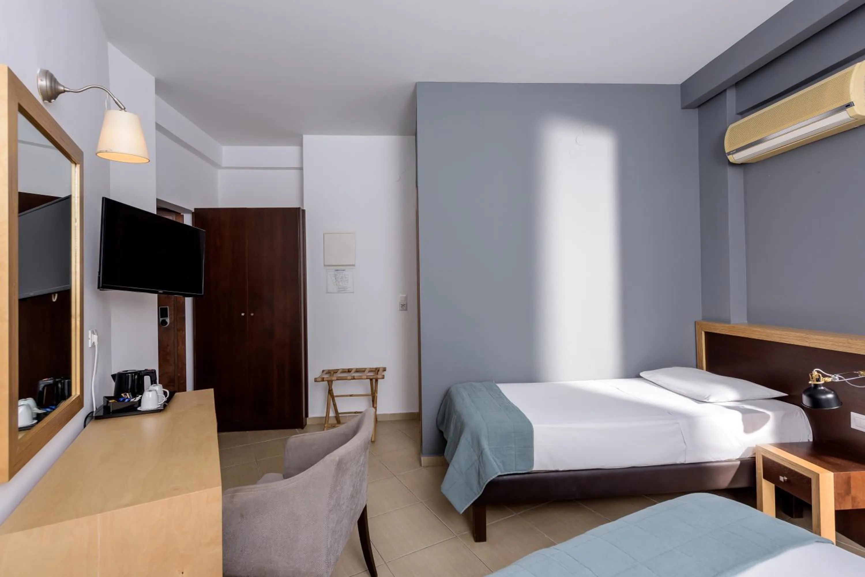 Bedroom, Bed in Iraklion Hotel