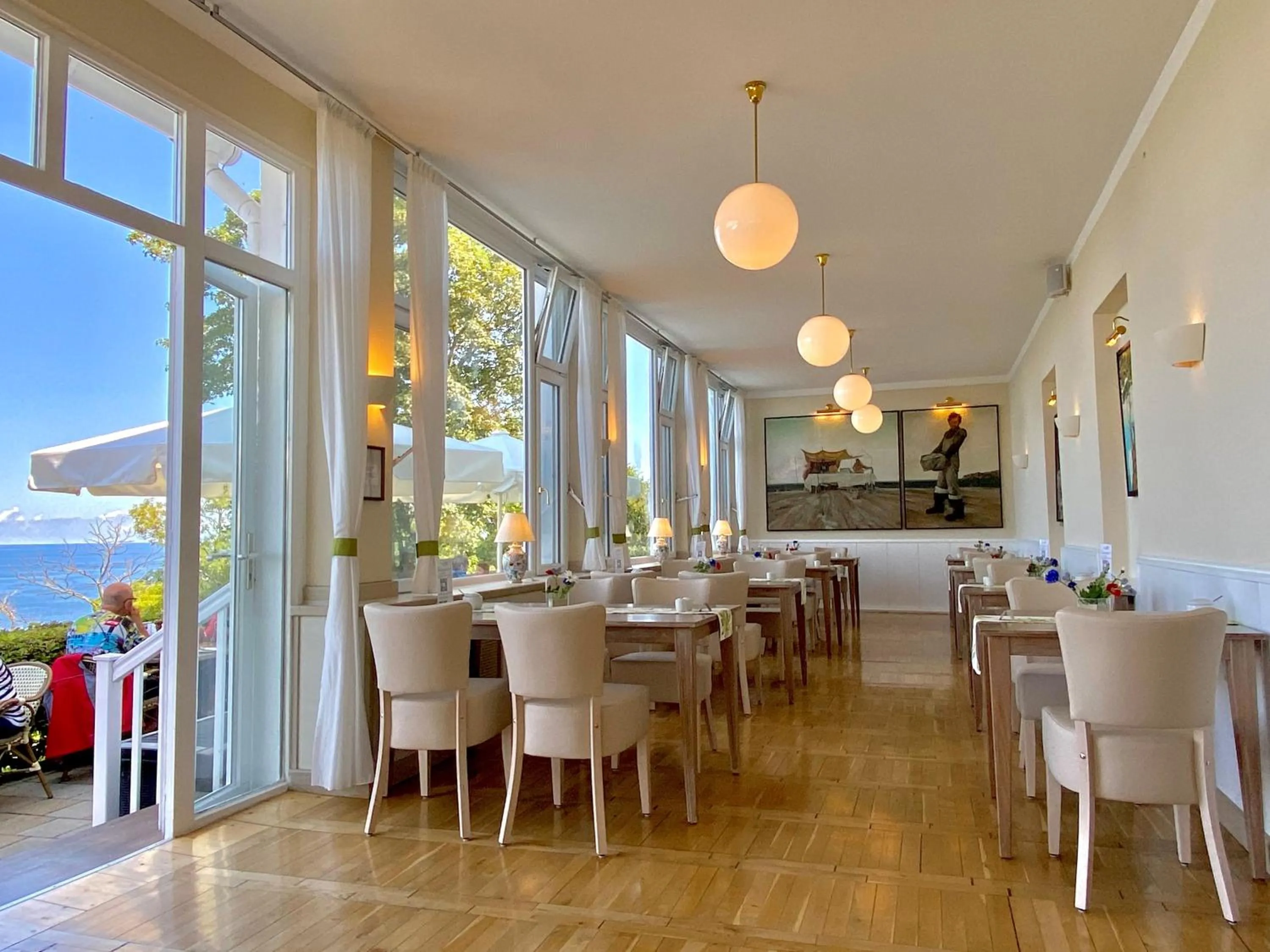 Restaurant/places to eat in Panorama Hotel Lohme