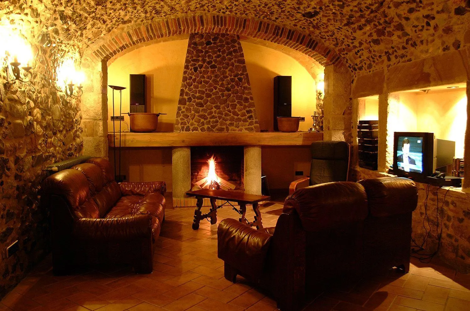 Communal lounge/ TV room in Mas la Casassa