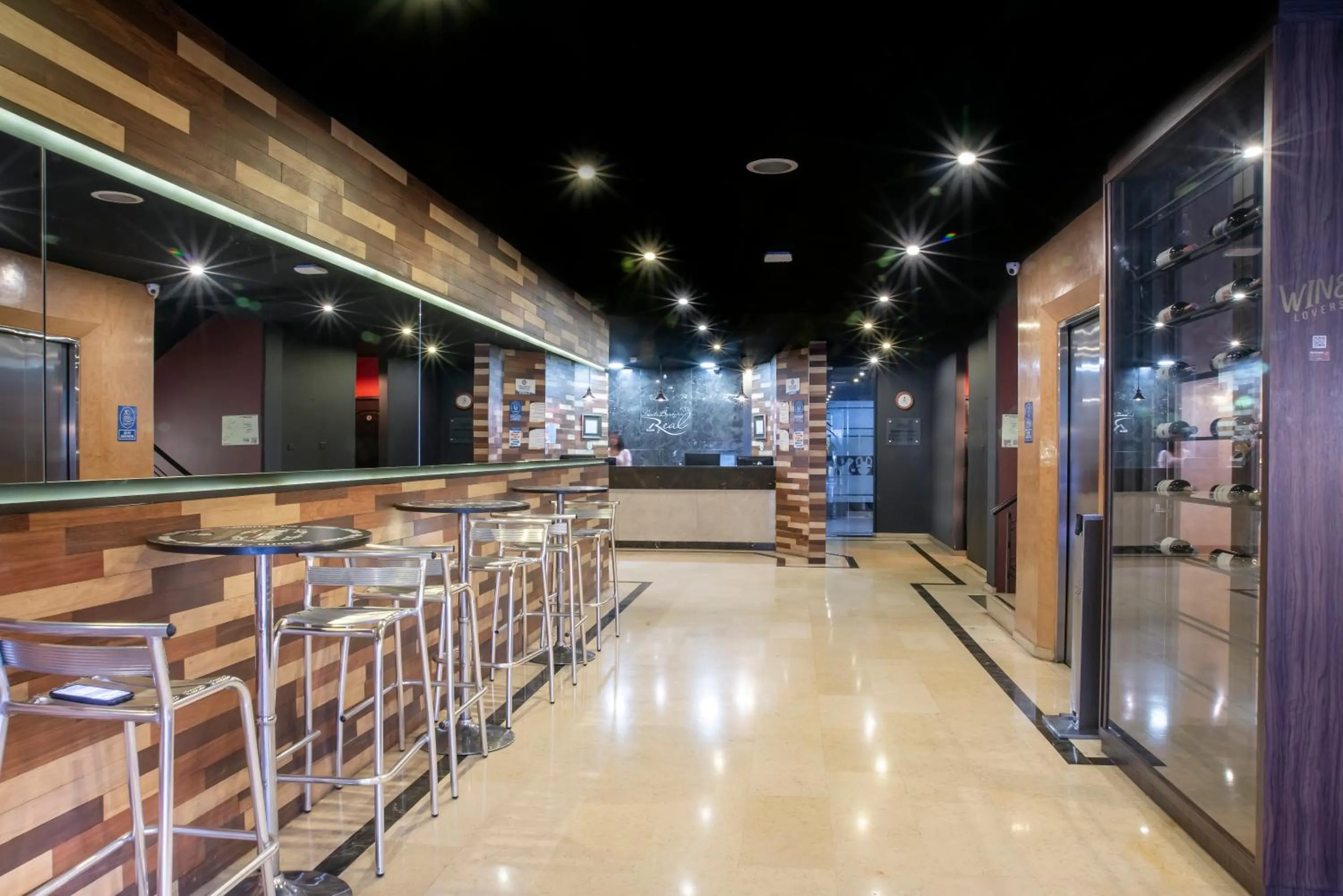 Lobby or reception in Hotel Santa Barbara Real