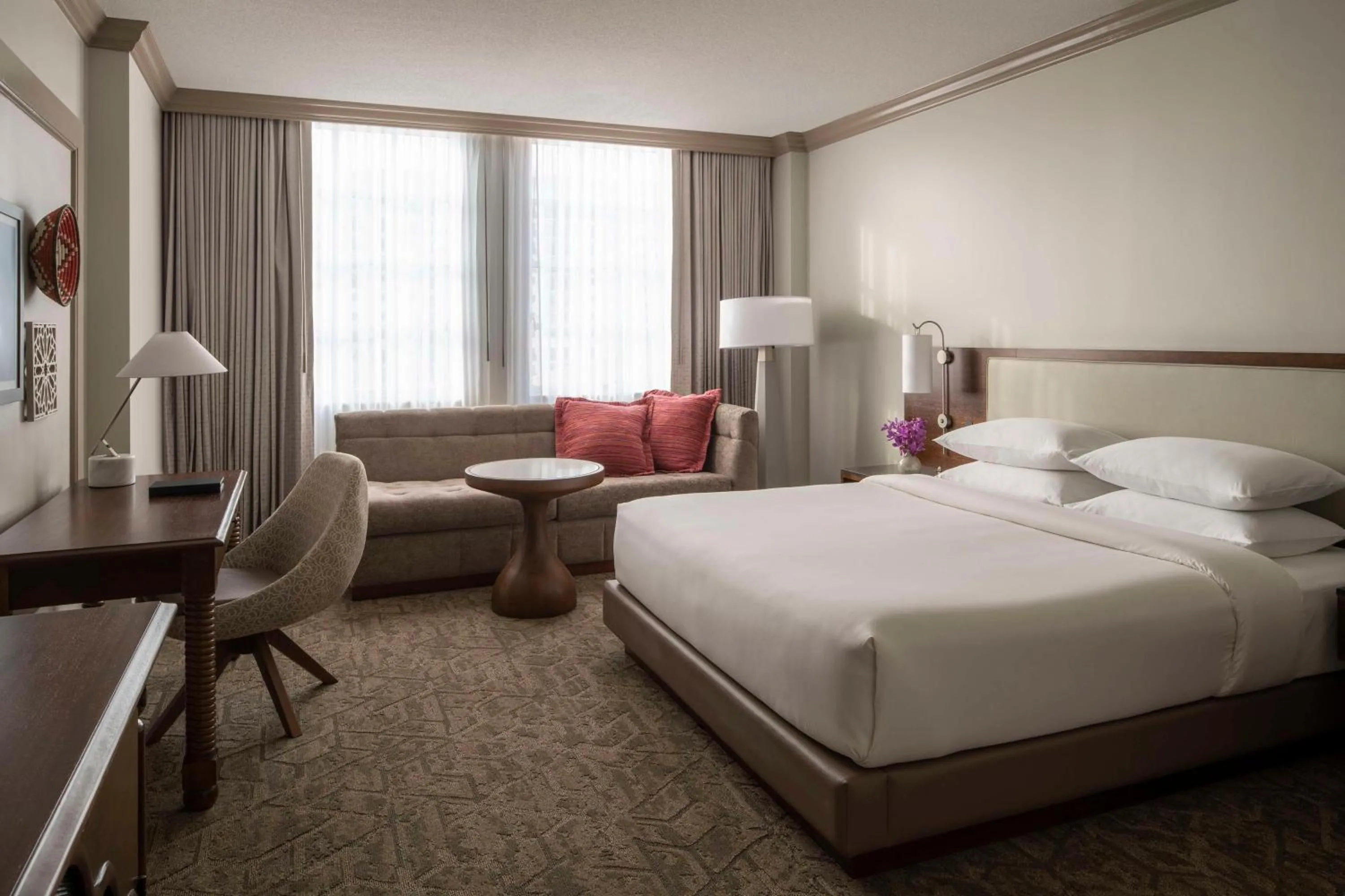 Bedroom, Bed in Hyatt Regency Coral Gables in Miami