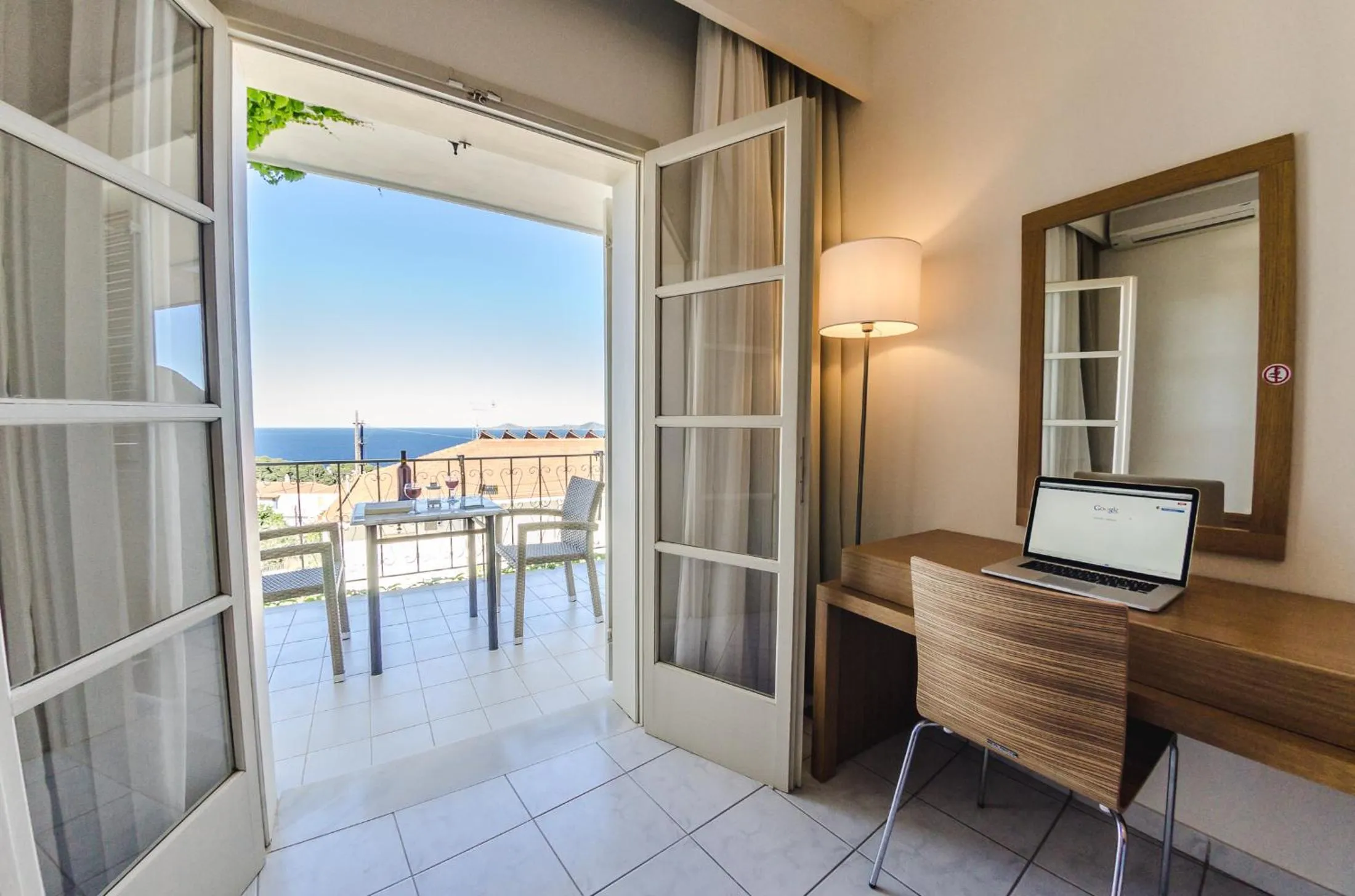 Decorative detail in Hotel Nereides