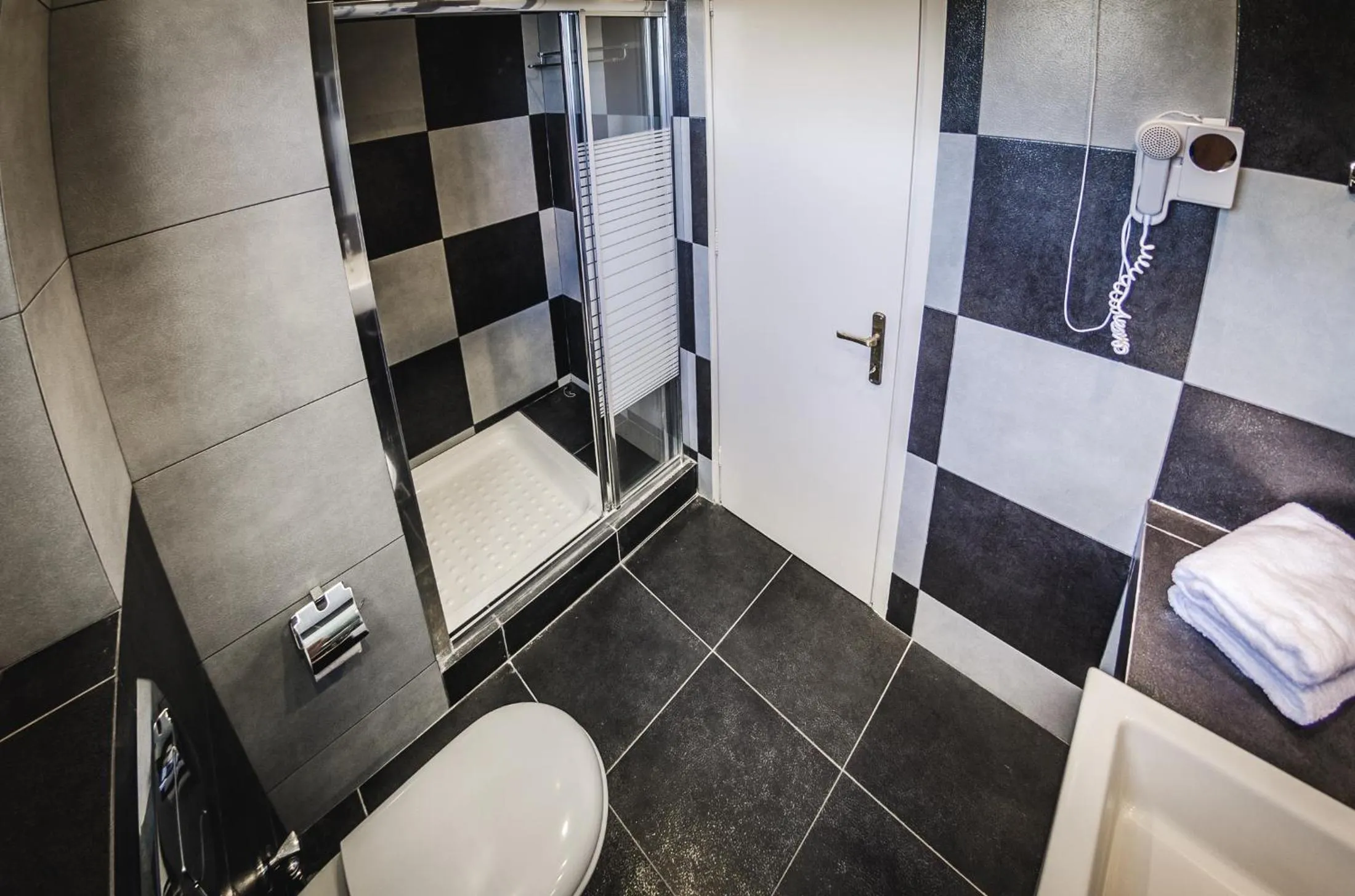 Bathroom in Hotel Nereides