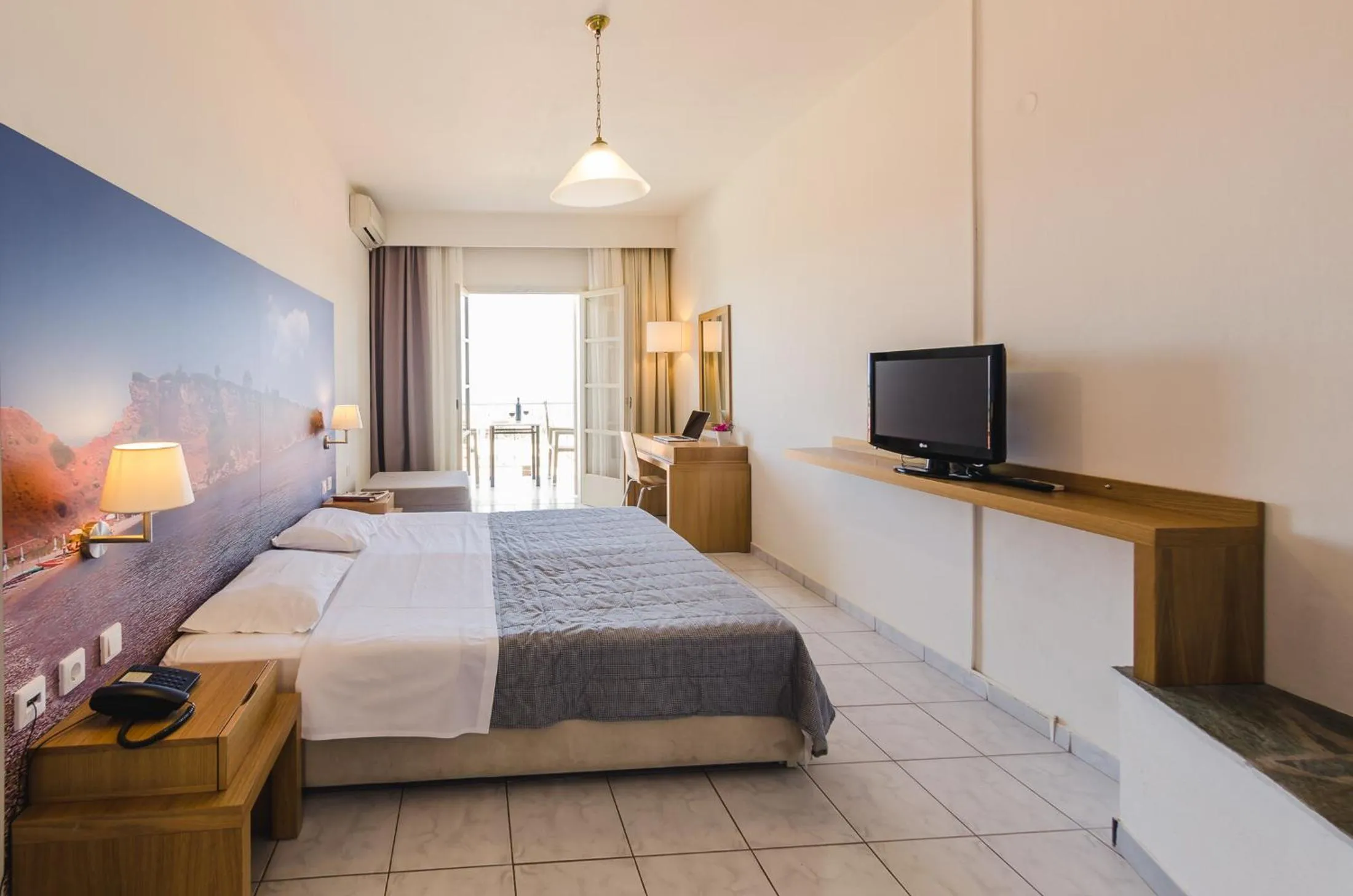 Photo of the whole room, Bed in Hotel Nereides