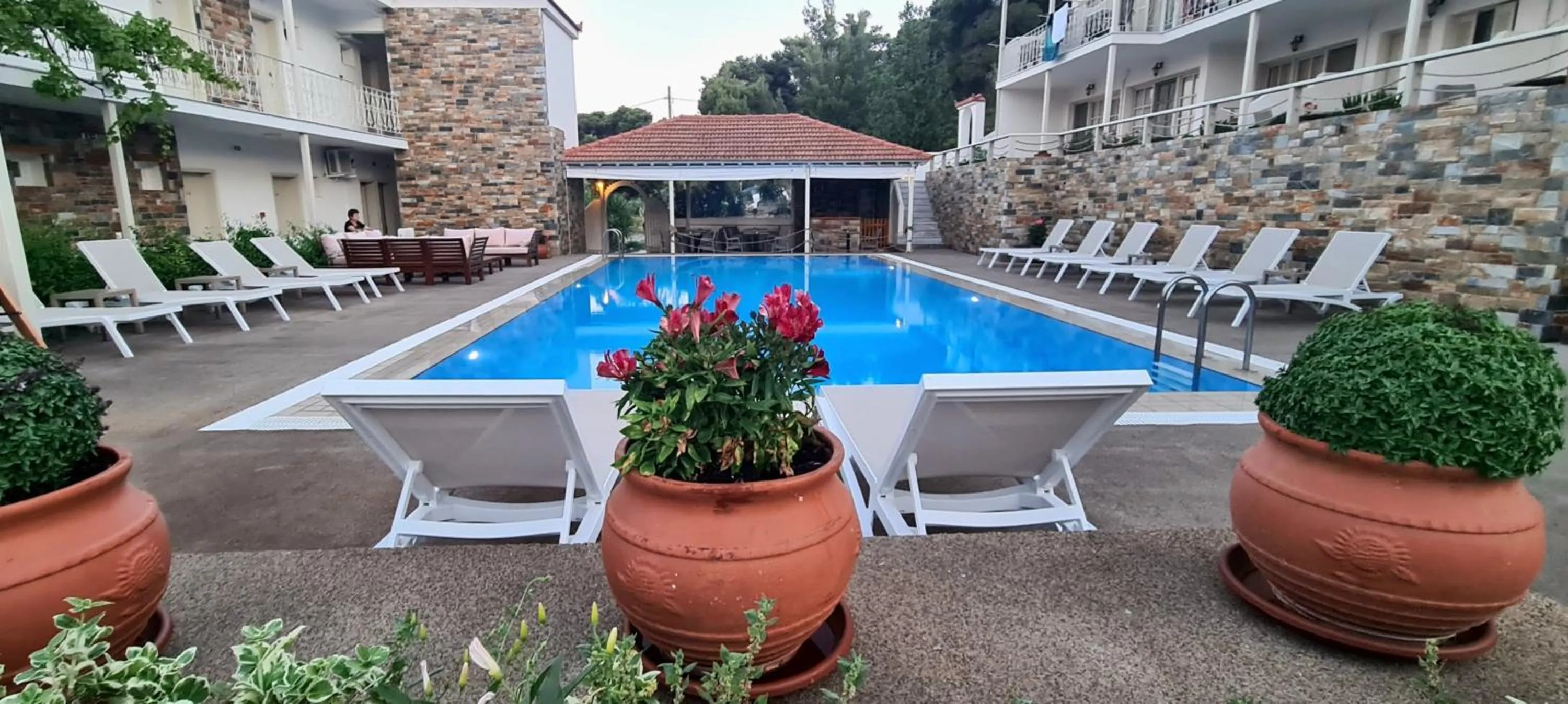 Swimming pool in Hotel Nereides