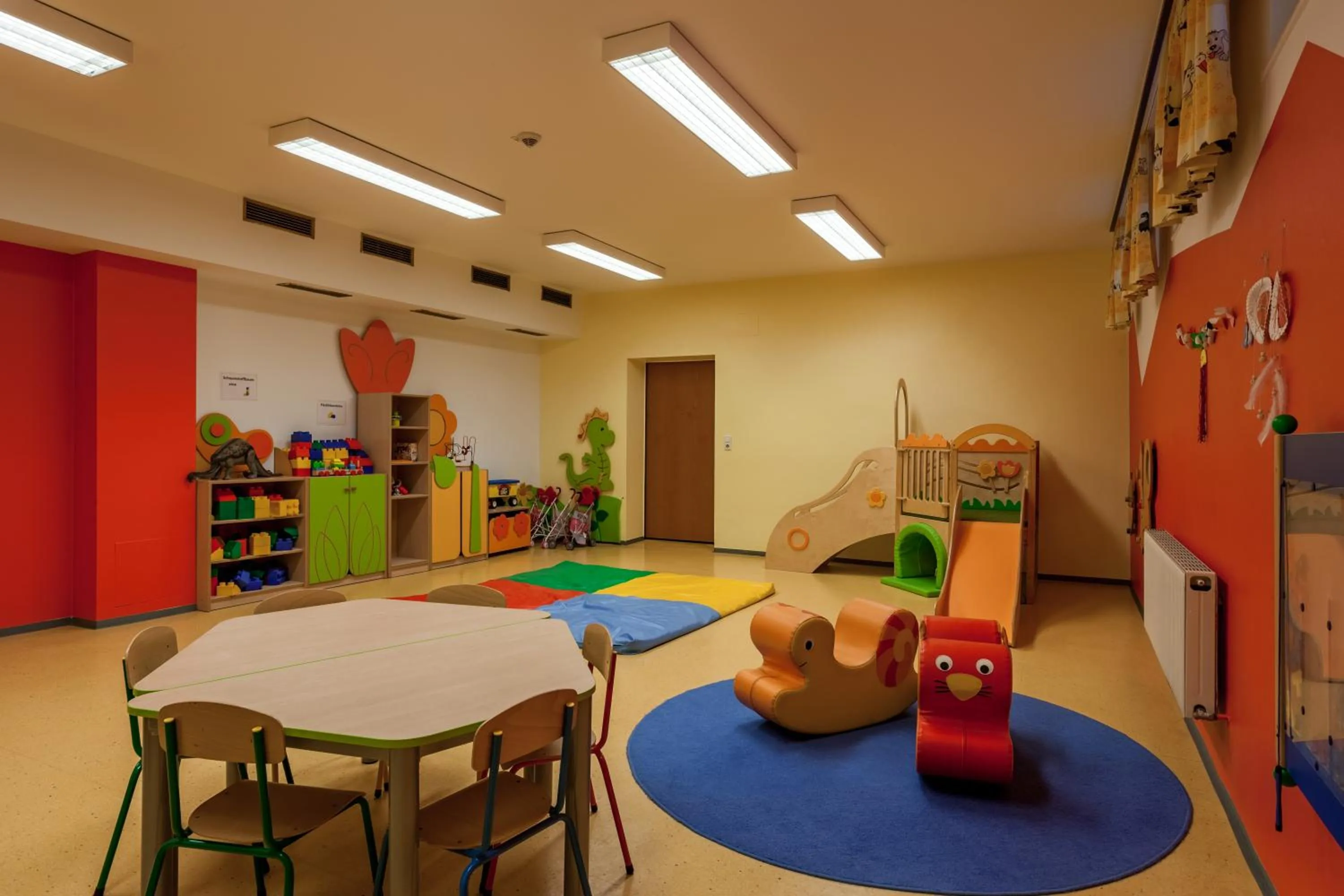 Game Room in Hotel-Restaurant Grimmingblick