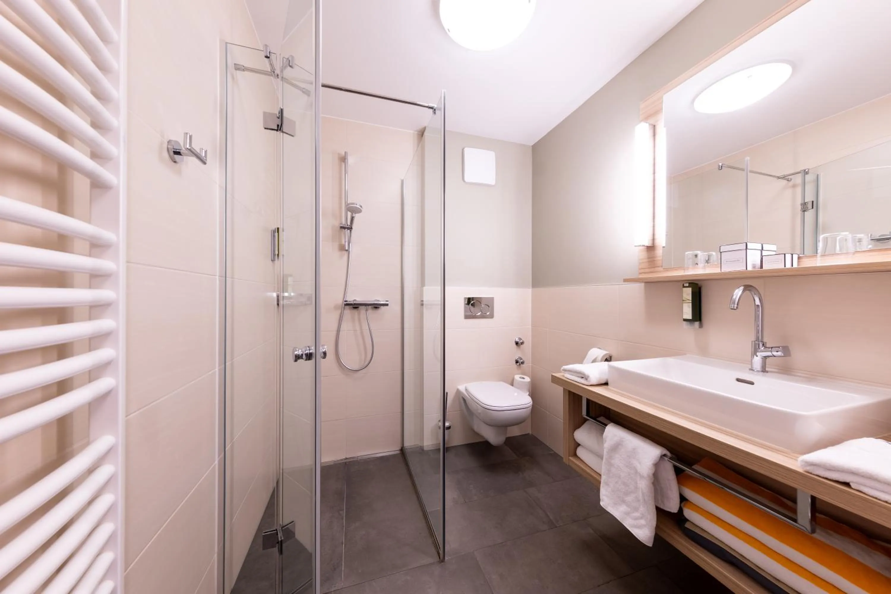 Bathroom in Hotel-Restaurant Grimmingblick