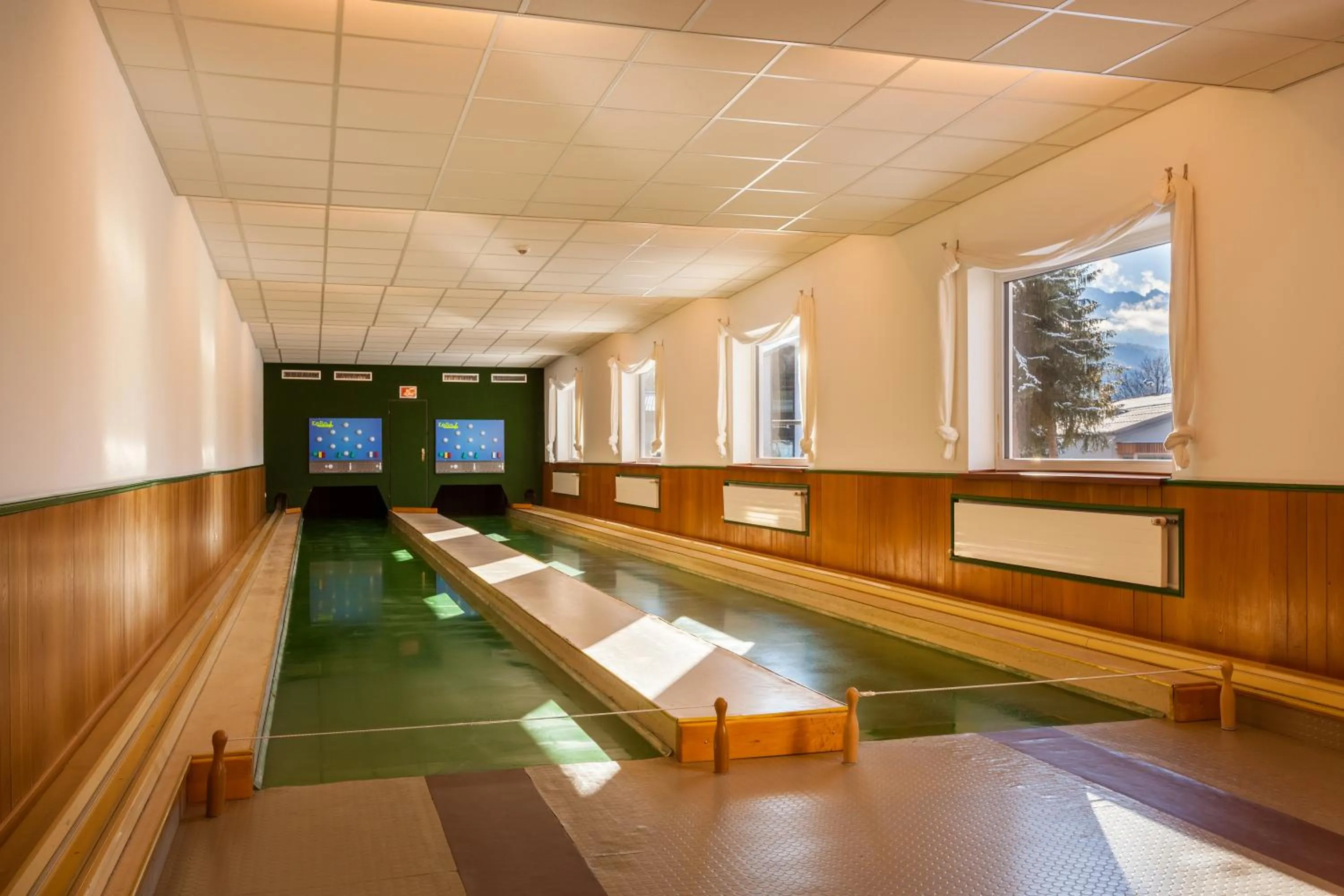 Game Room in Hotel-Restaurant Grimmingblick