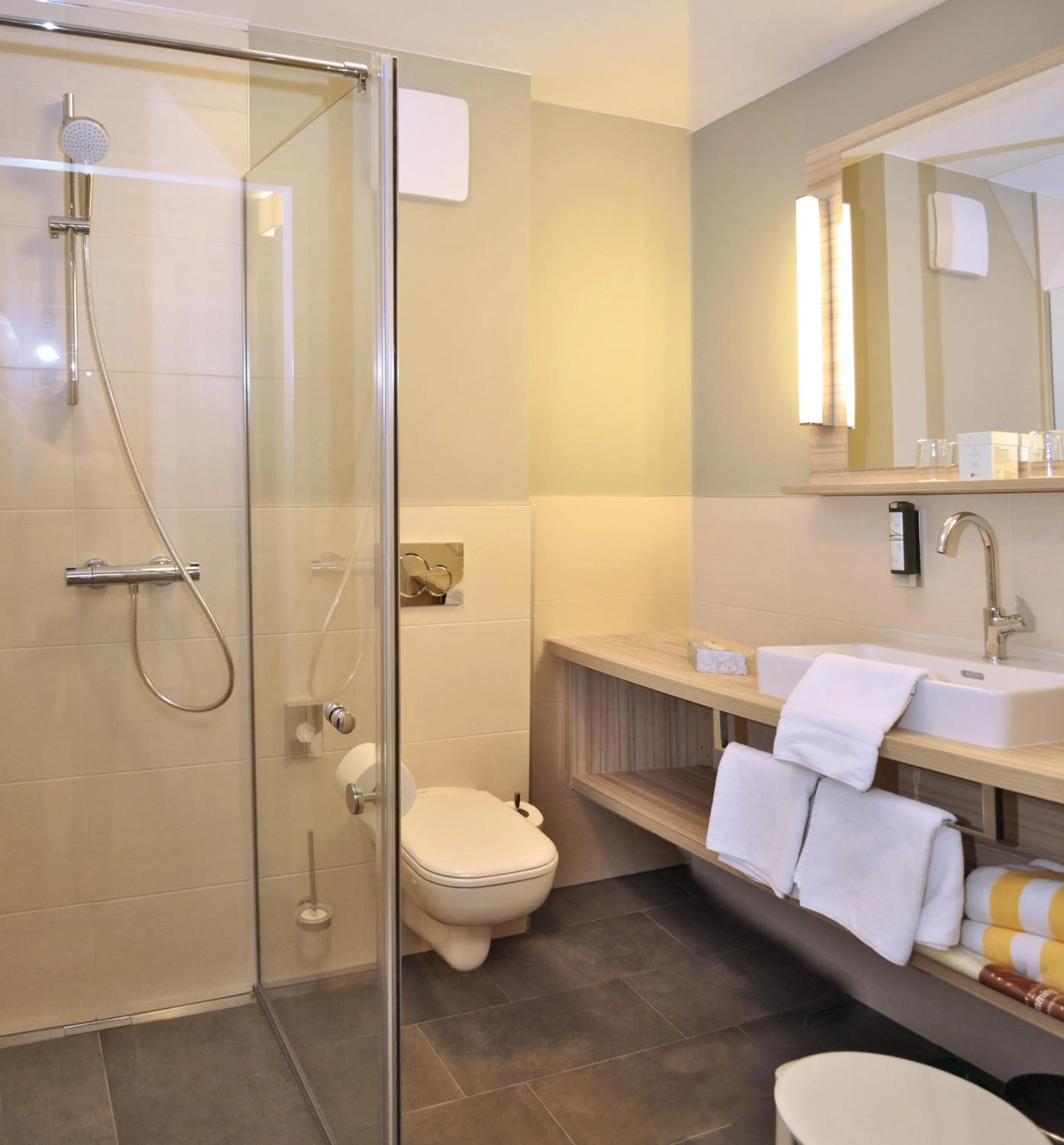 Photo of the whole room in Hotel-Restaurant Grimmingblick