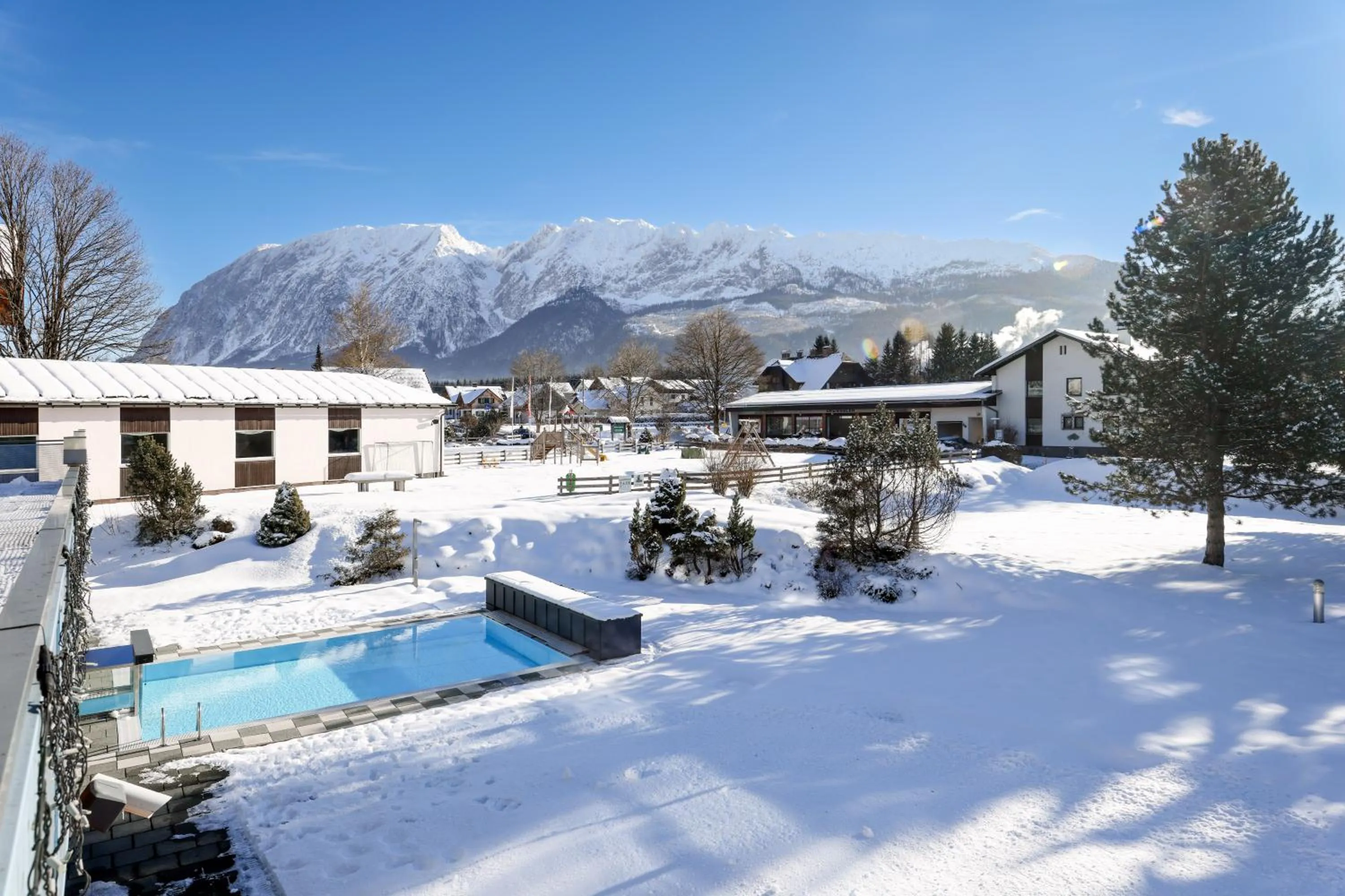 Swimming pool in Hotel-Restaurant Grimmingblick