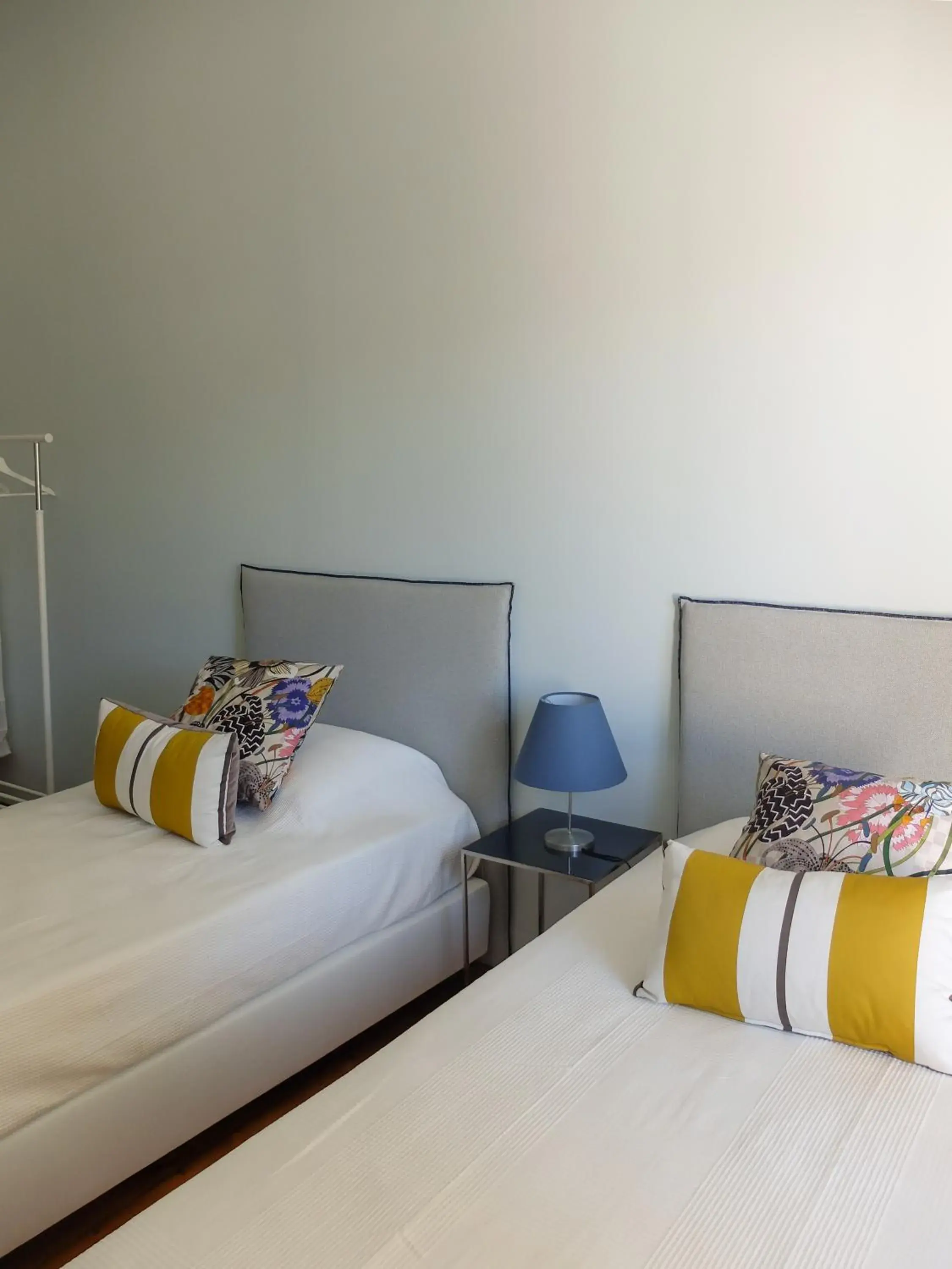 Standard Twin Room with Shared Bathroom in Back to Lisbon Hostel Standard Twin Room with Shared Bathroom in Back to Lisbon Hostel